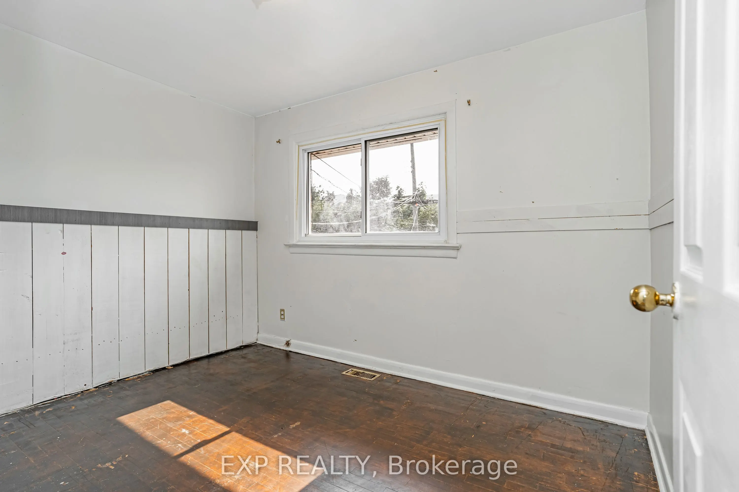 646 Borthwick Avenue