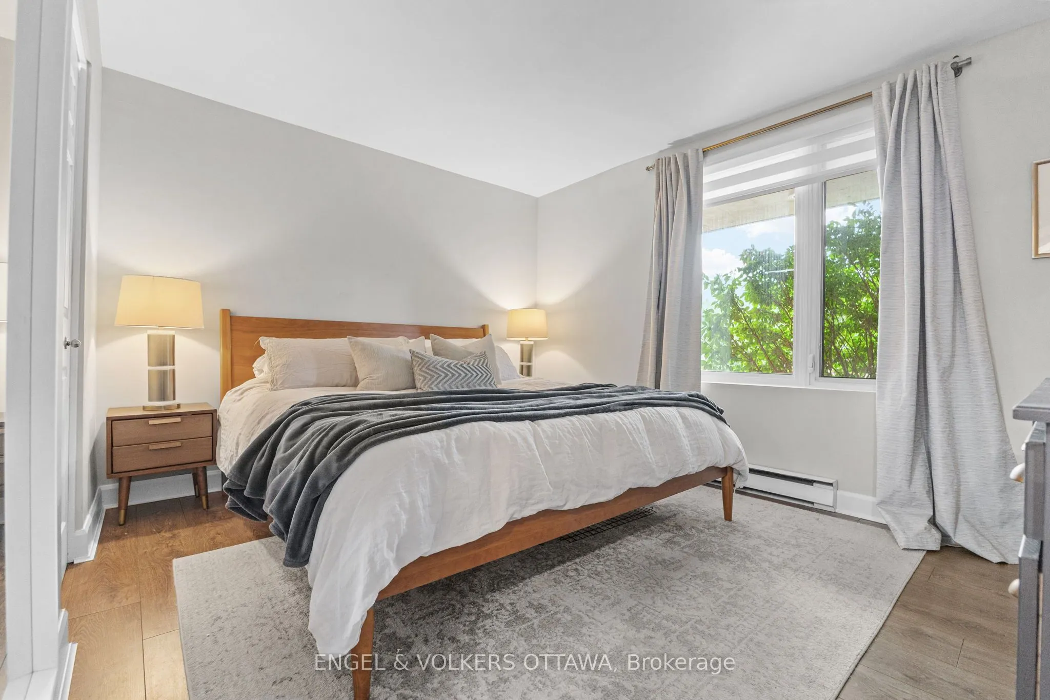 800 Mckellar Avenue, #101