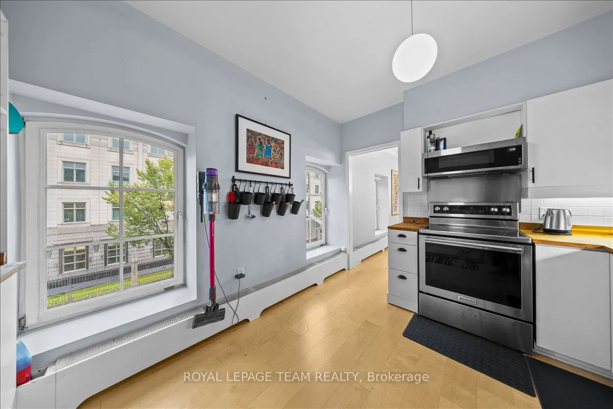 10 Clarence Street, #5