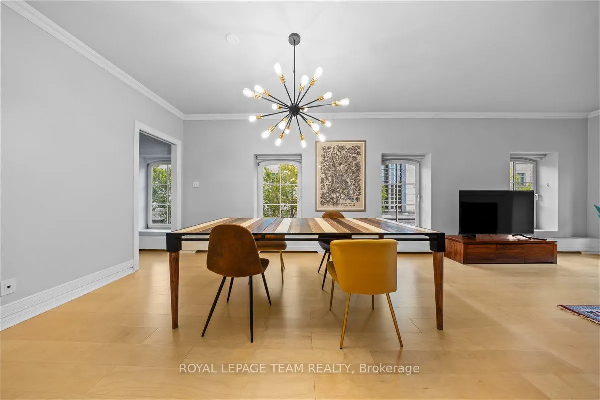 10 Clarence Street, #5