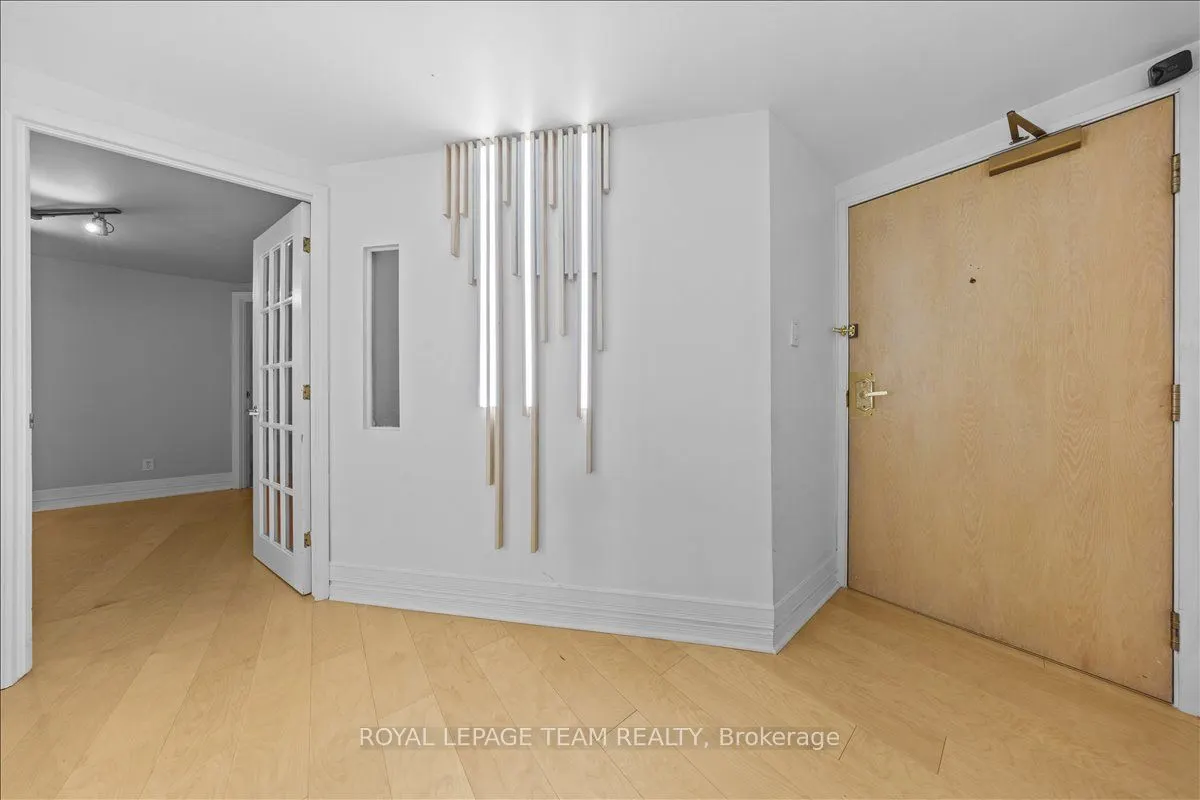 10 Clarence Street, #5