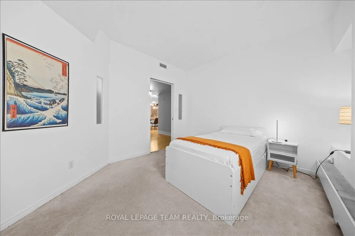 10 Clarence Street, #5