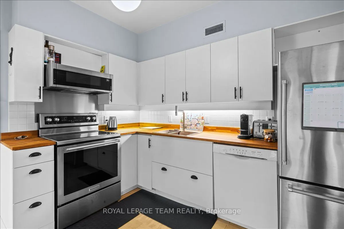 10 Clarence Street, #5