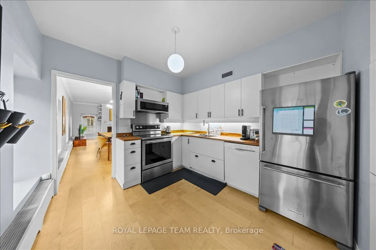 10 Clarence Street, #5