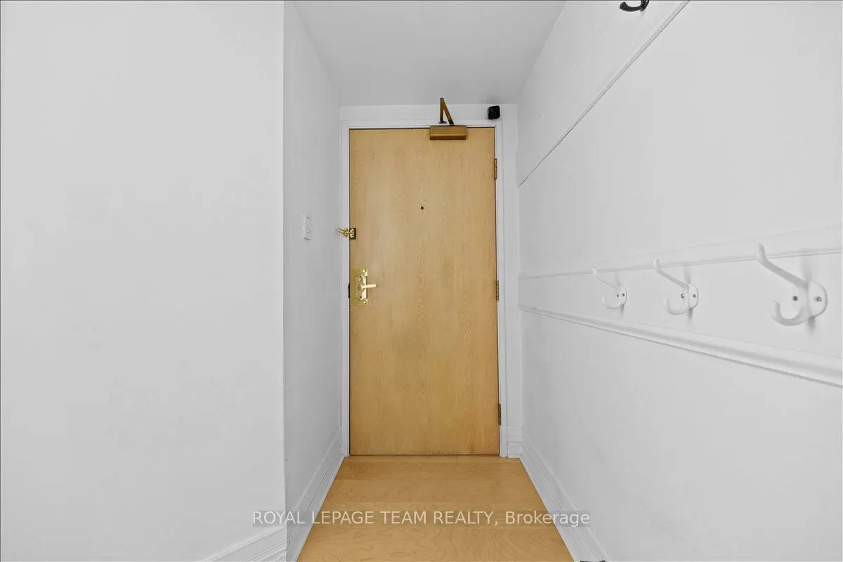 10 Clarence Street, #5