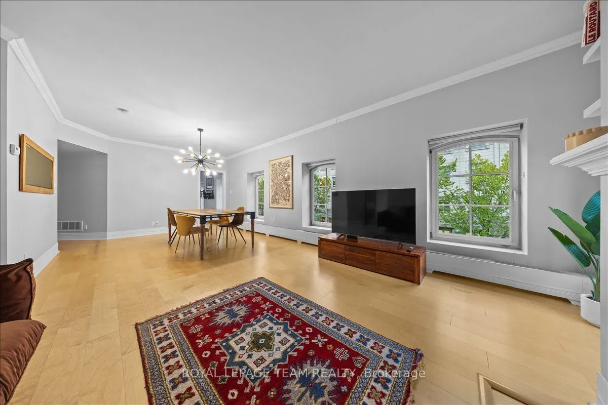 10 Clarence Street, #5