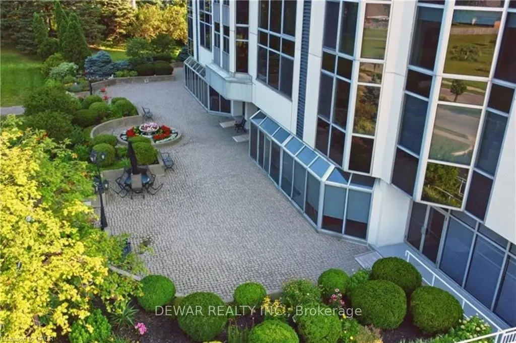 190 Hespeler Road W, #1902