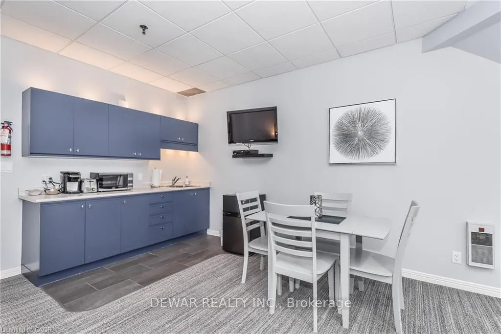 190 Hespeler Road W, #1902