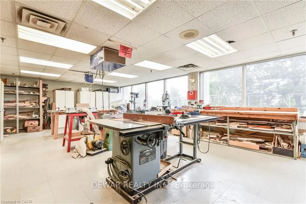 190 Hespeler Road W, #1902