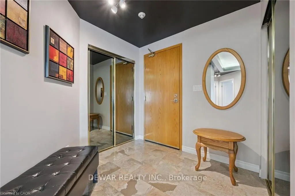 190 Hespeler Road W, #1902