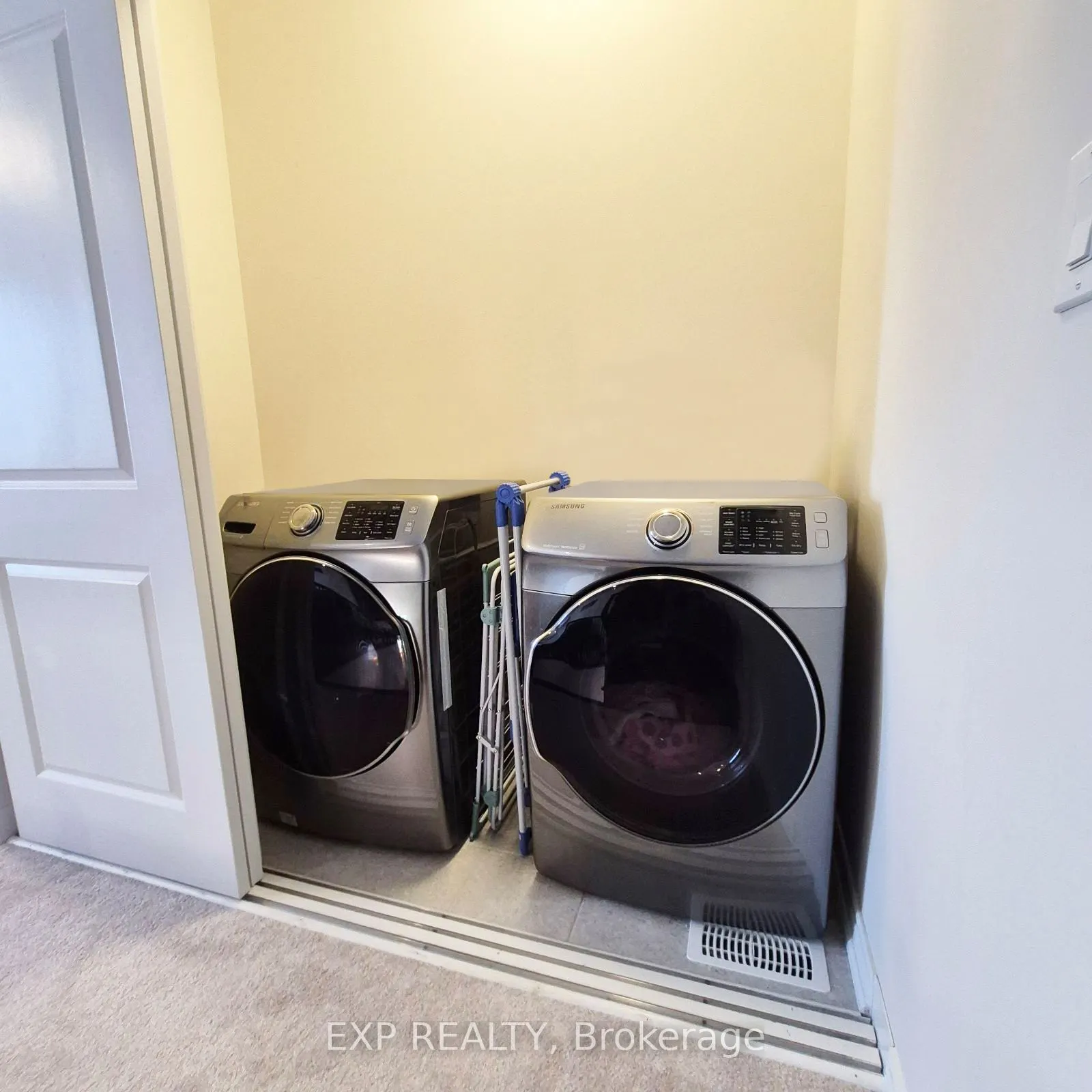 1056 Rippingale Trail