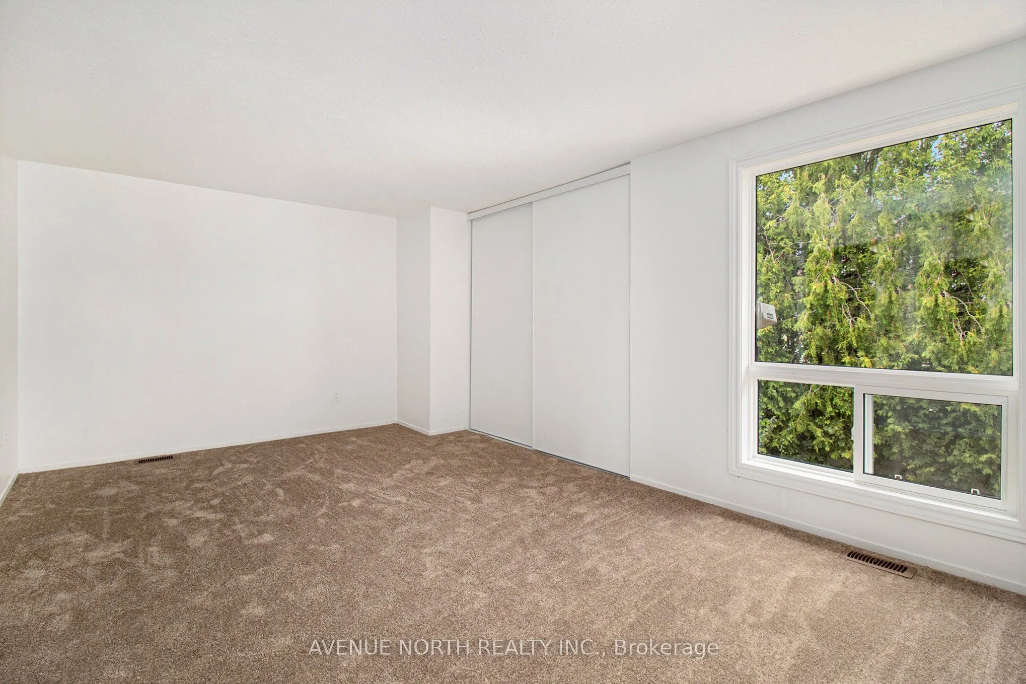 1444 Foxwell Street, #18