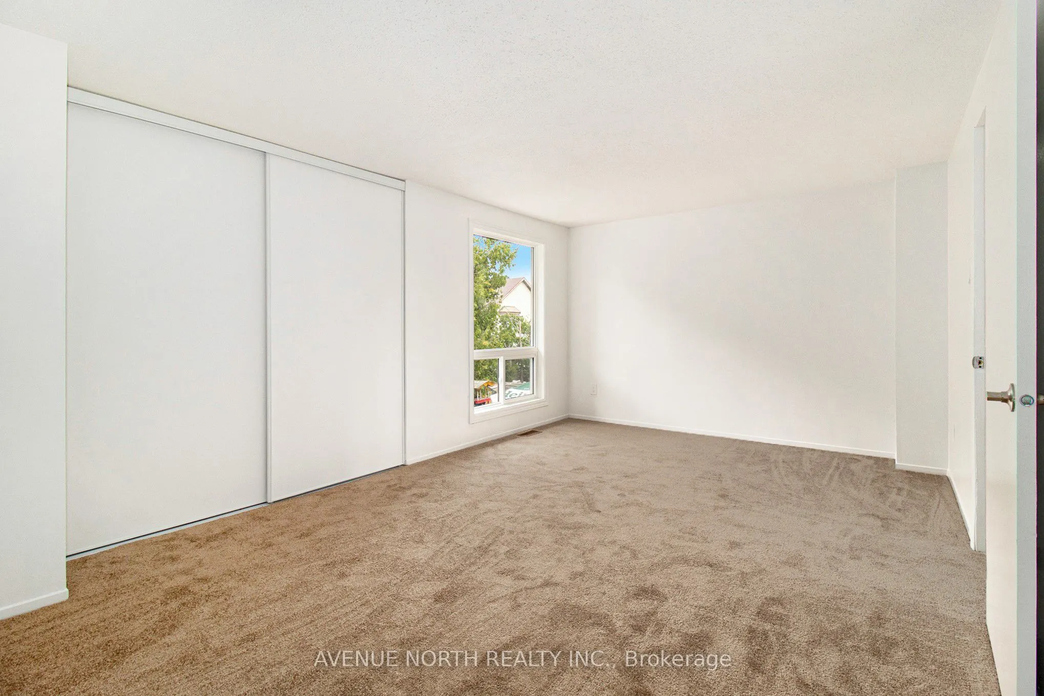 1444 Foxwell Street, #18