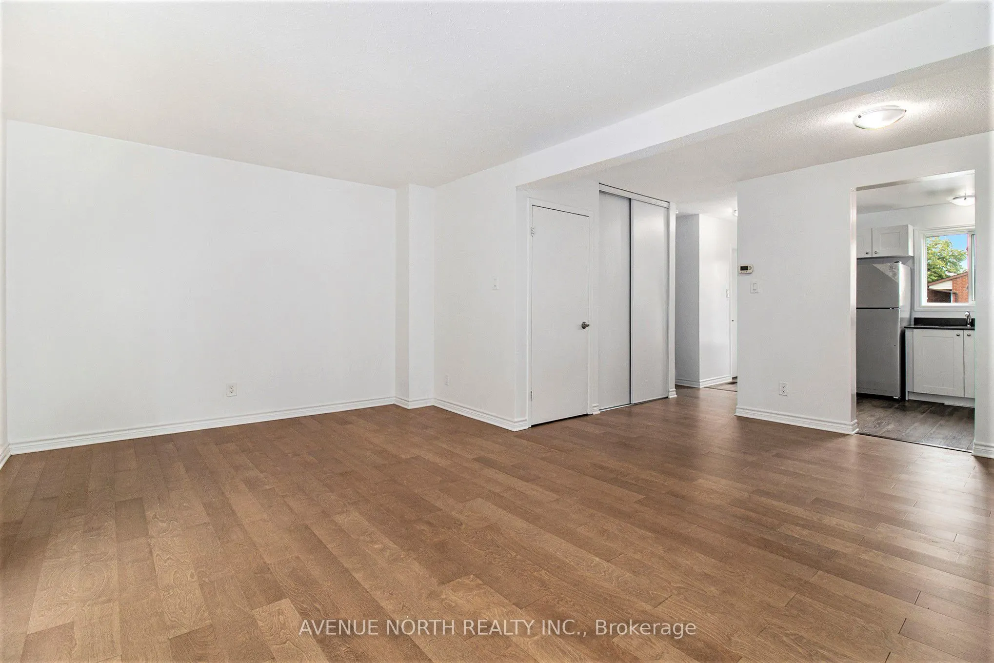 1444 Foxwell Street, #18