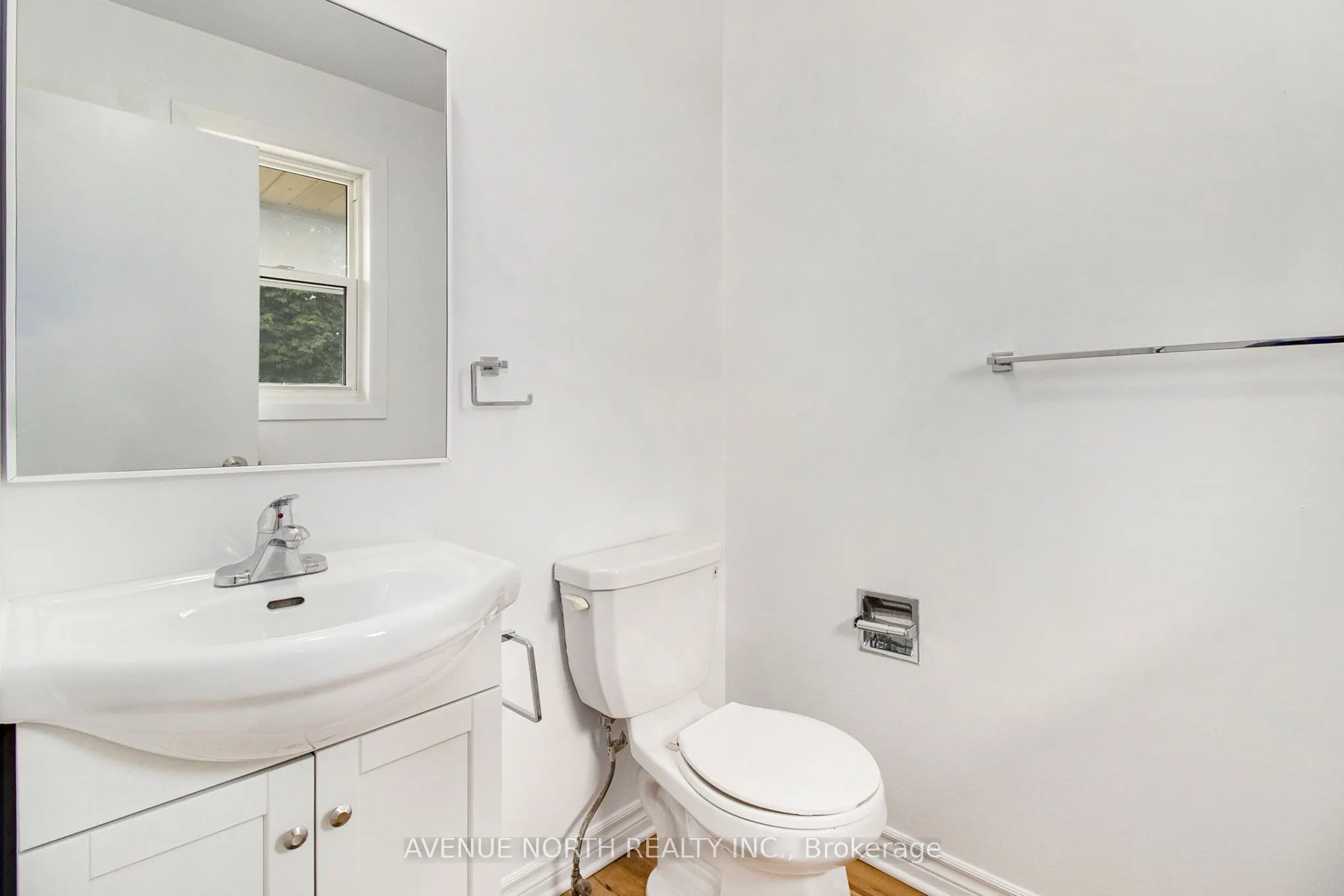 1444 Foxwell Street, #18