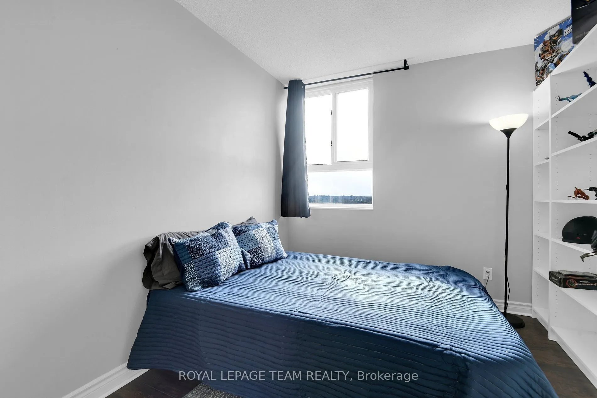 2000 Jasmine Crescent, #811