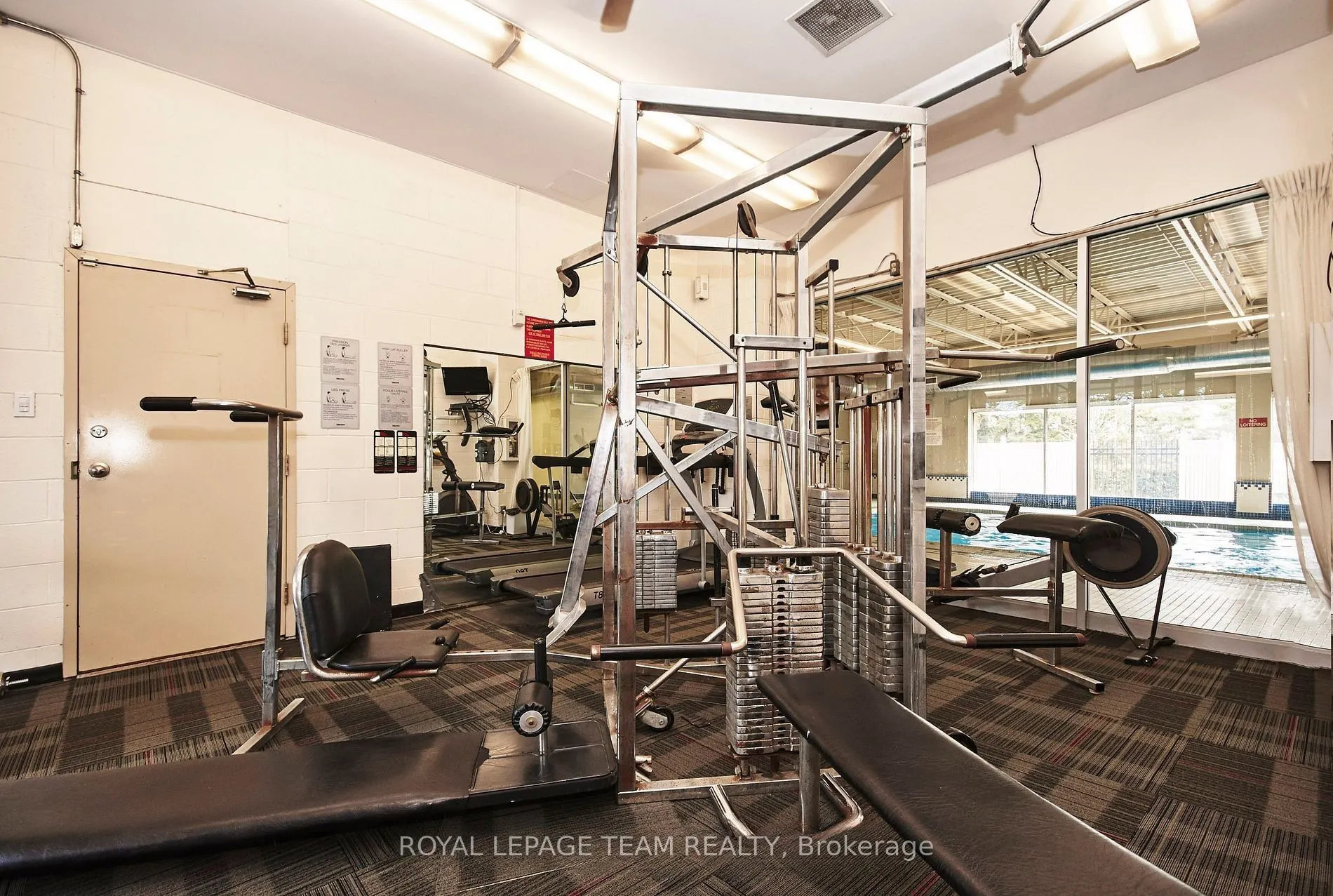 2000 Jasmine Crescent, #811