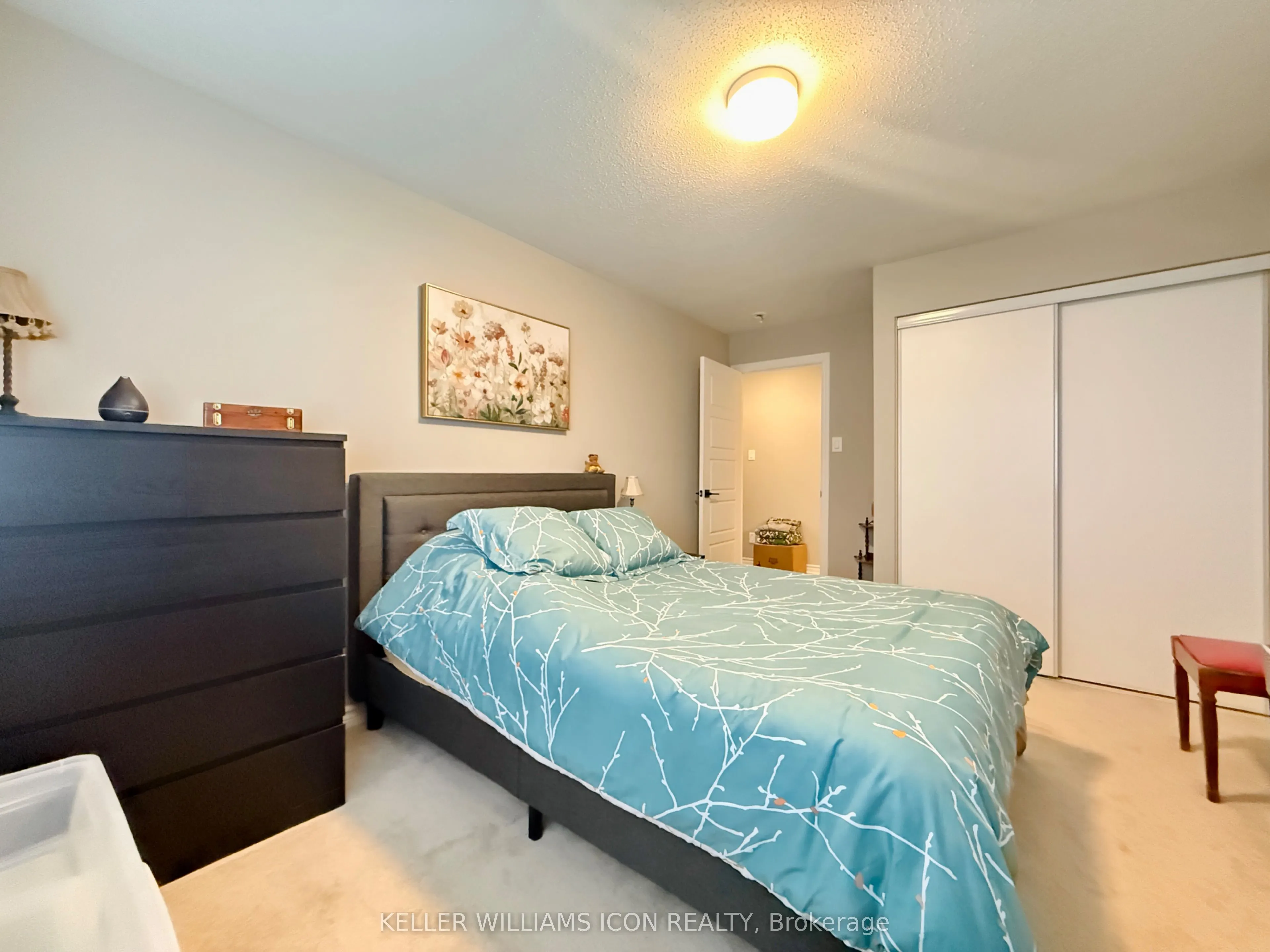 990 Fameflower Street