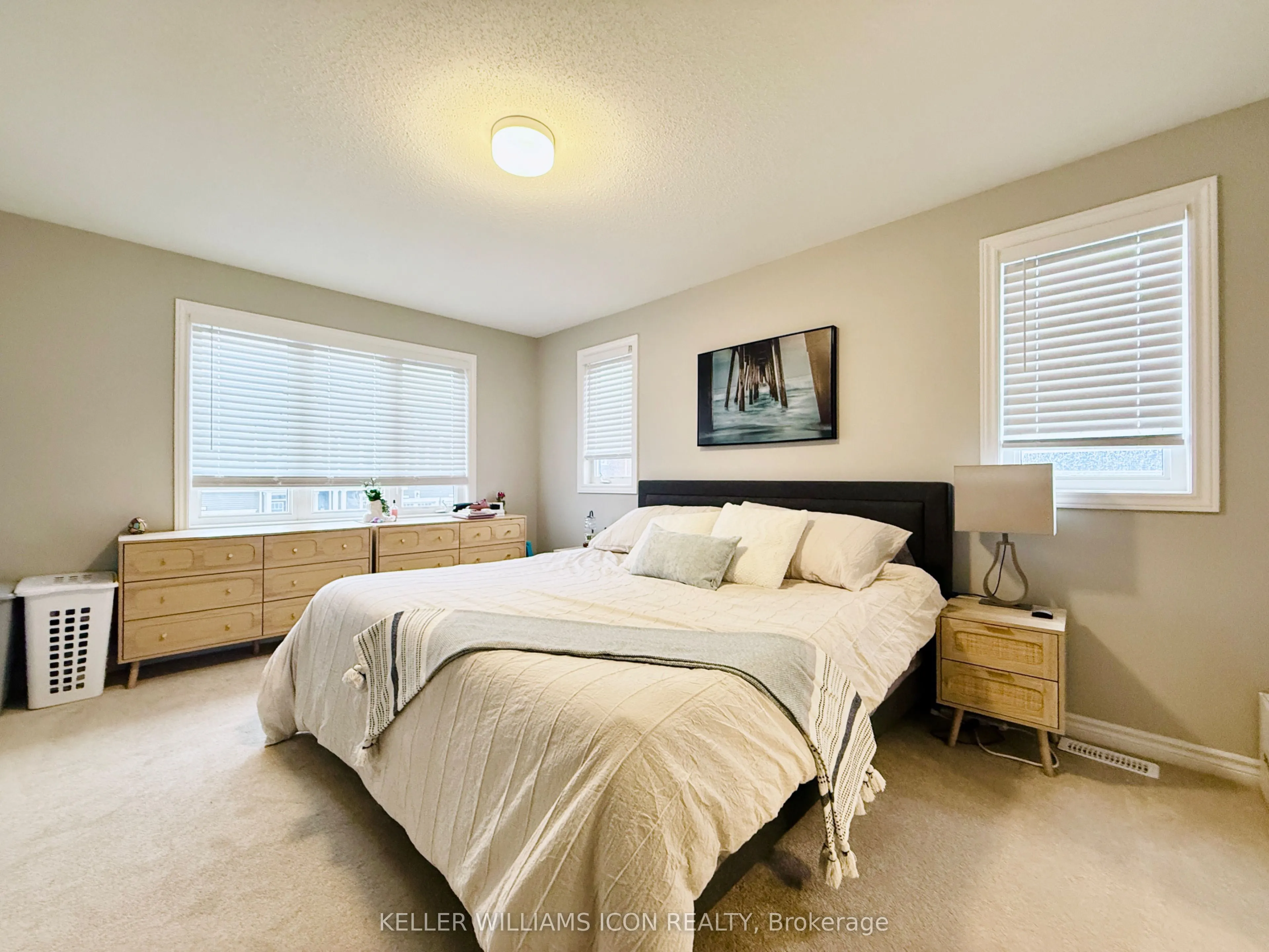 990 Fameflower Street