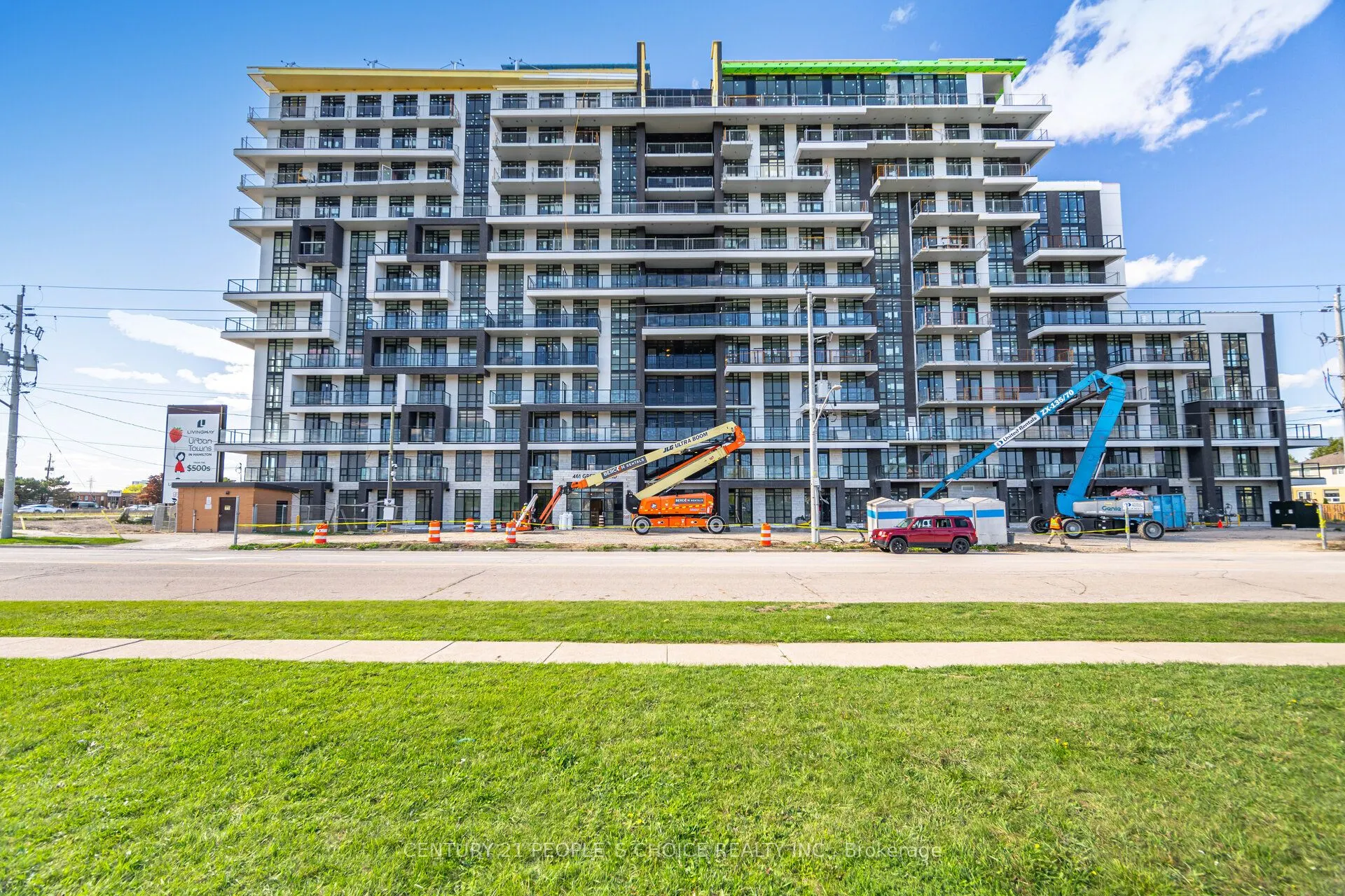 461 Green Road, #423