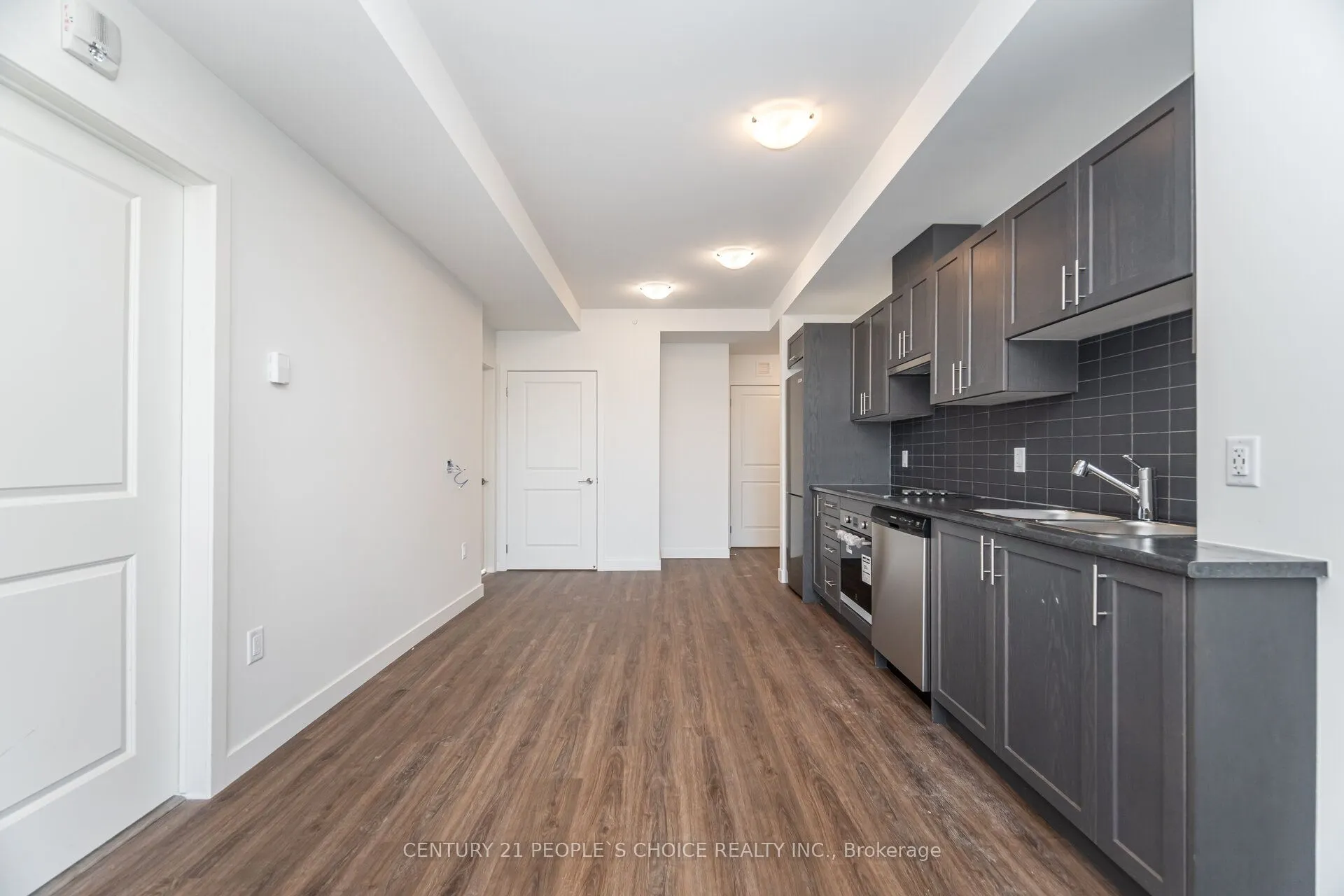 461 Green Road, #423