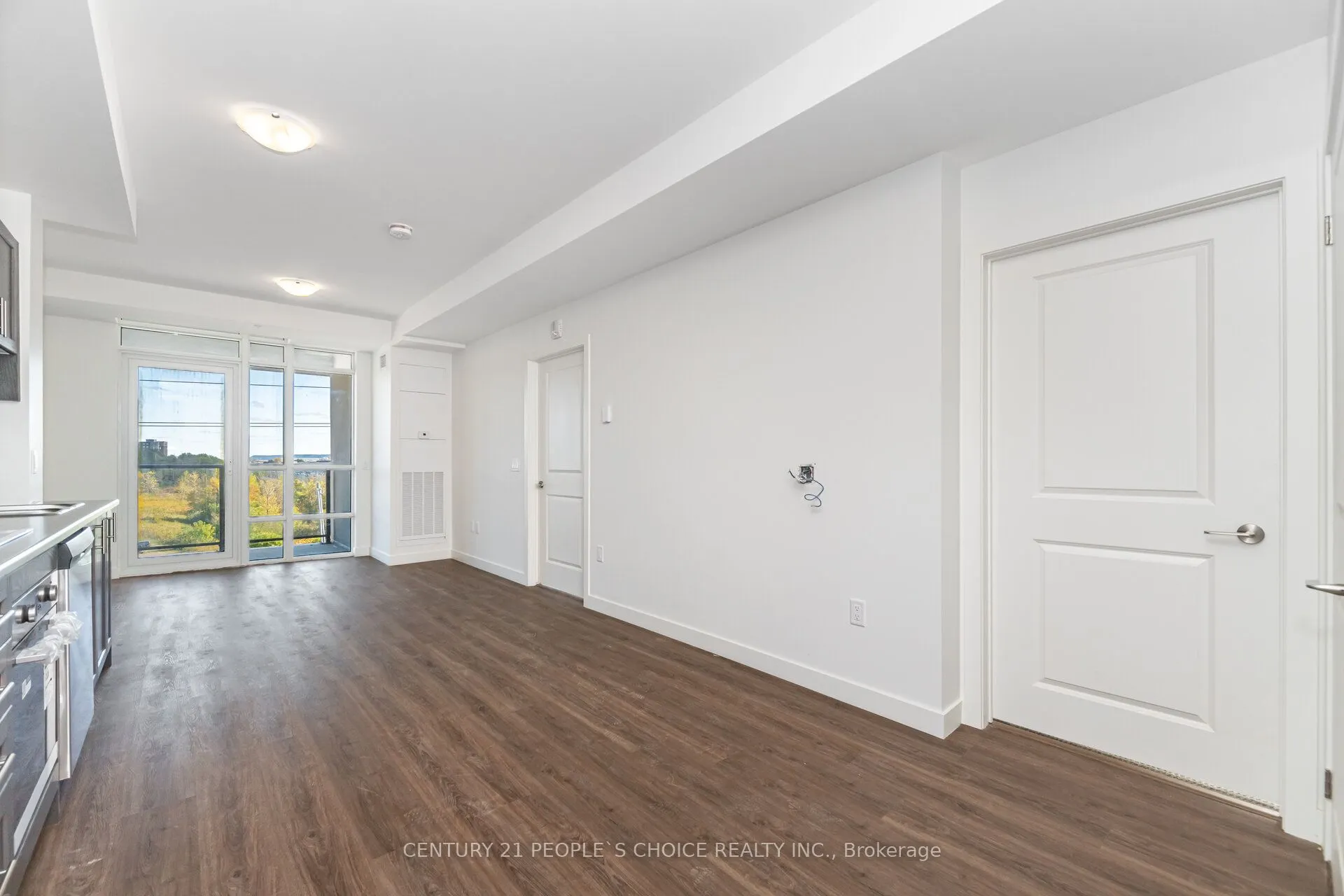 461 Green Road, #423