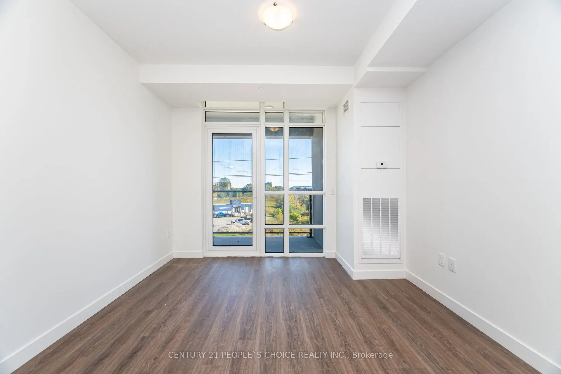 461 Green Road, #423