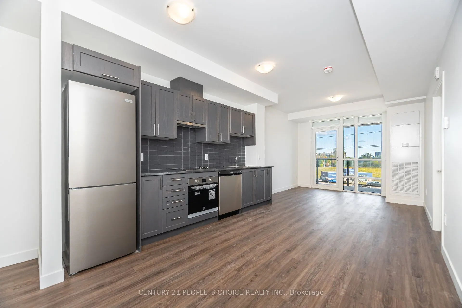 461 Green Road, #423