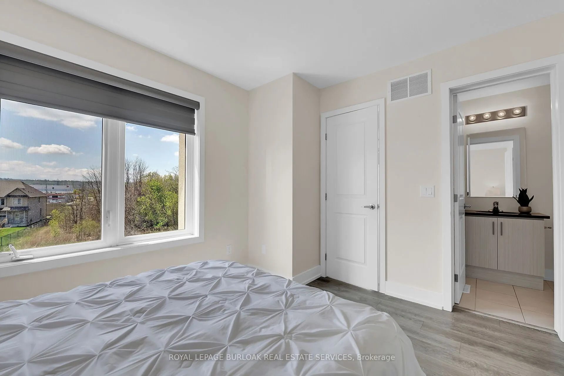 115 Shoreview Place, #9