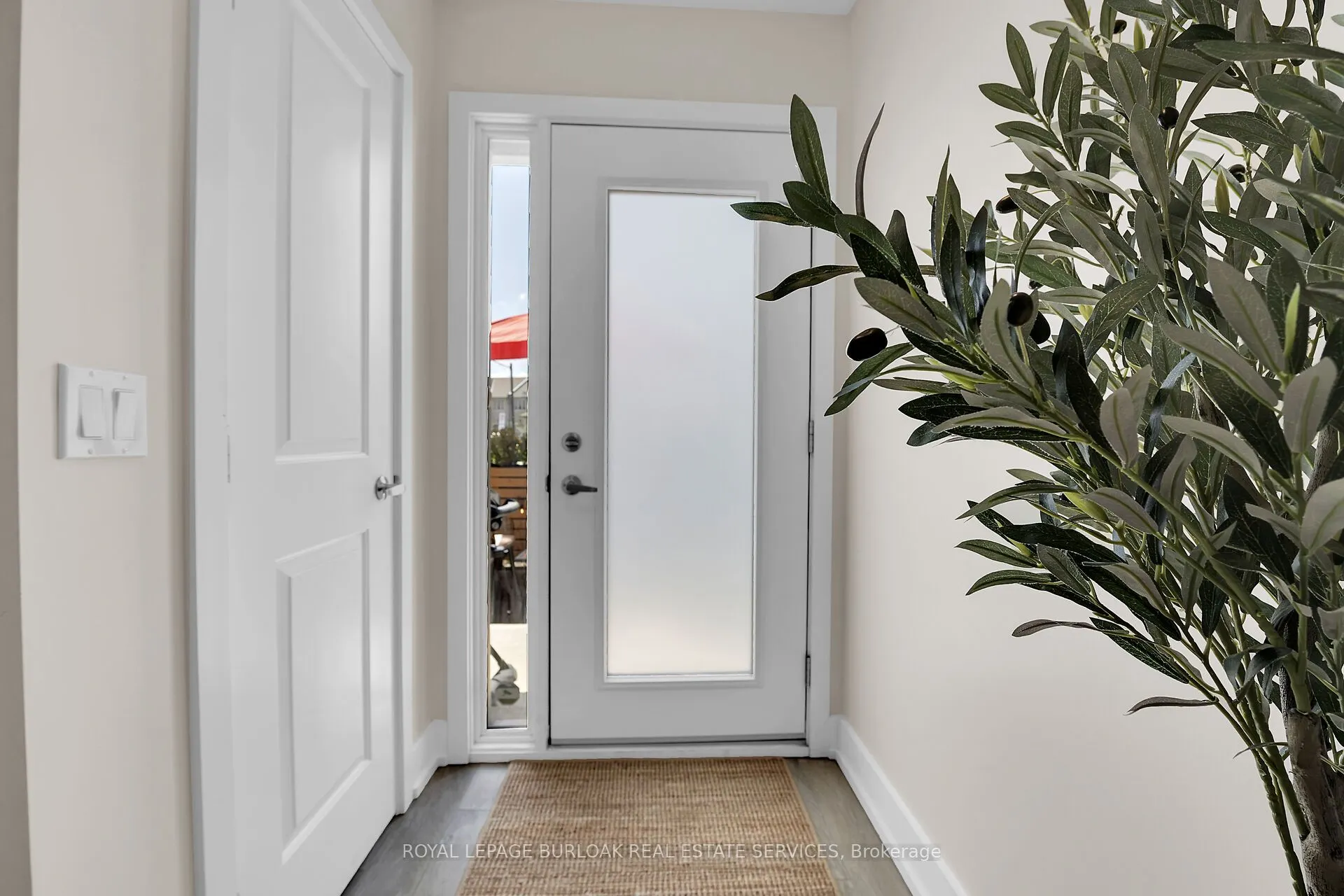 115 Shoreview Place, #9