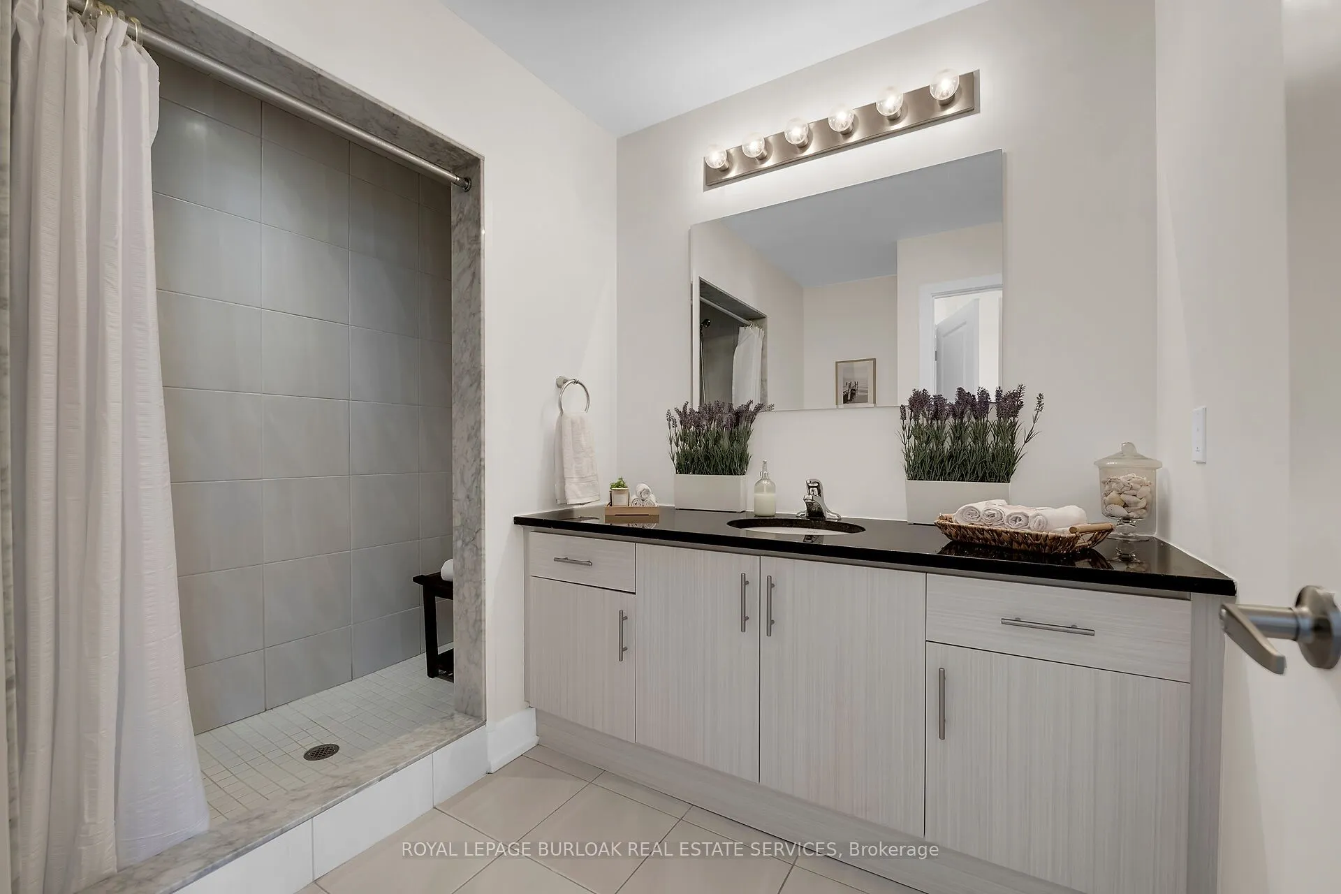 115 Shoreview Place, #9