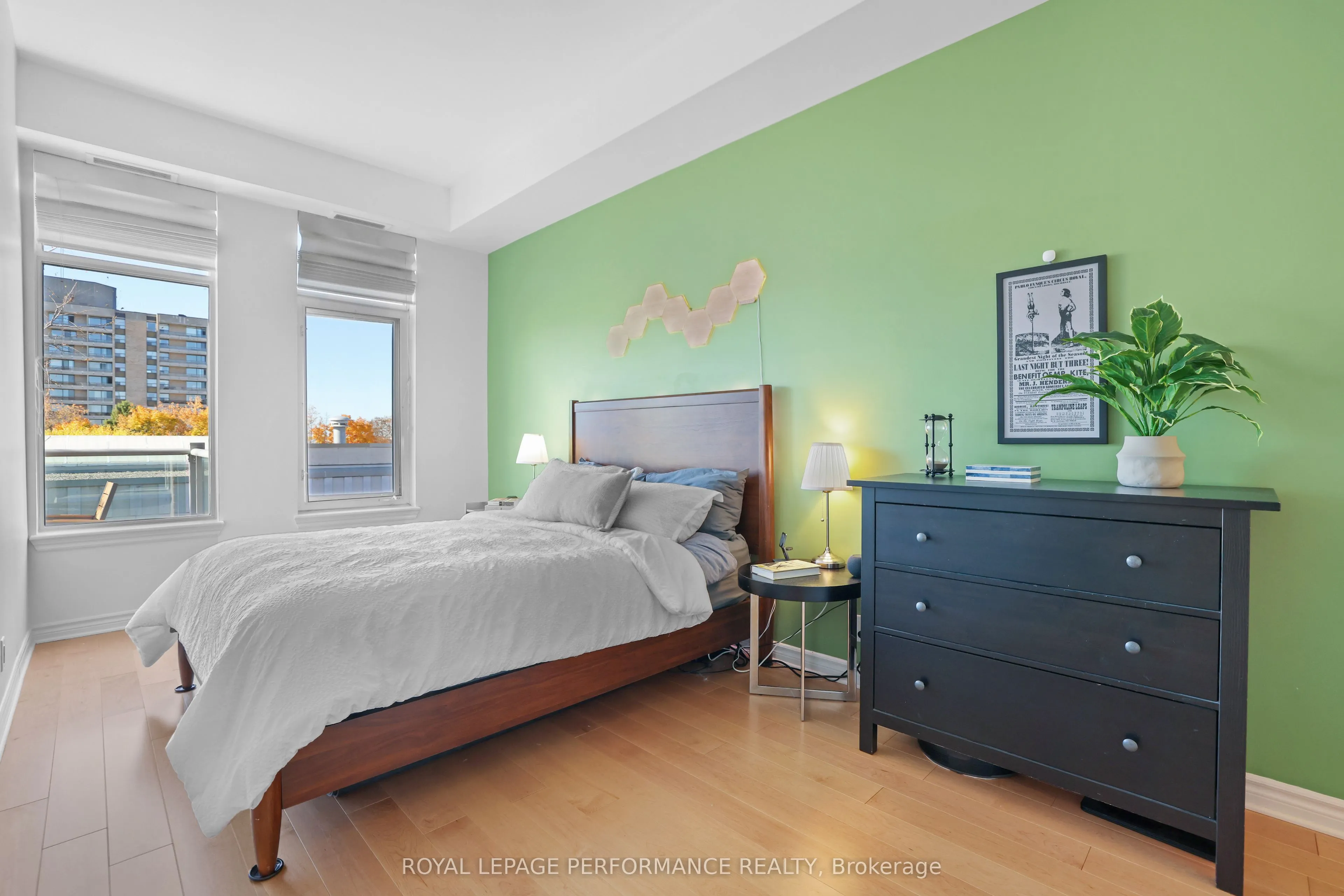 205 Bolton Street, #423