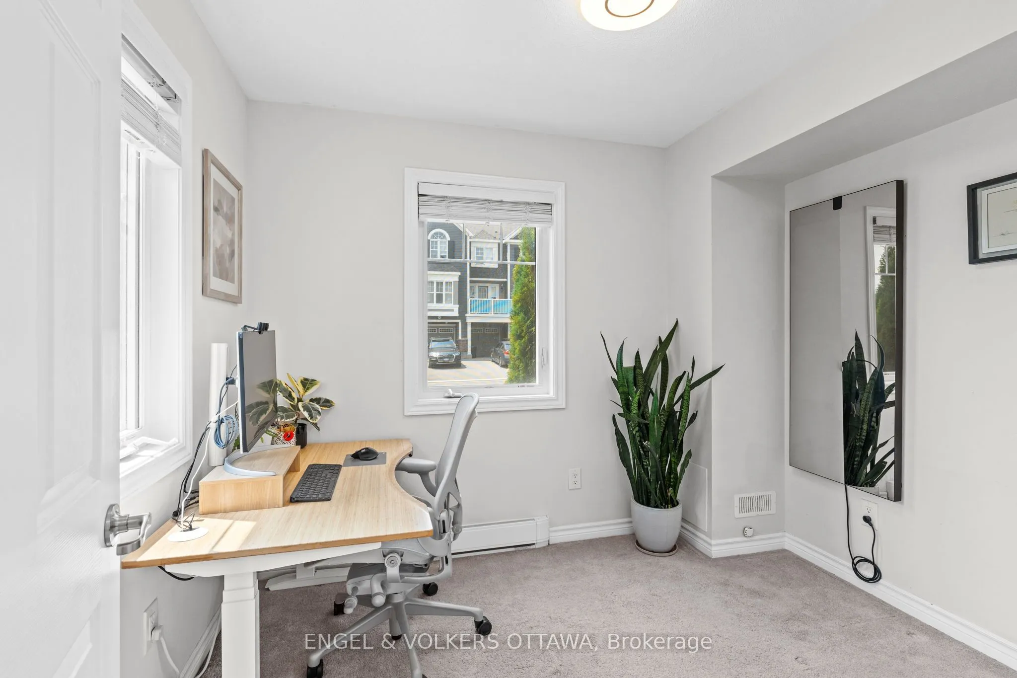 349 Pumpkinseed Crescent