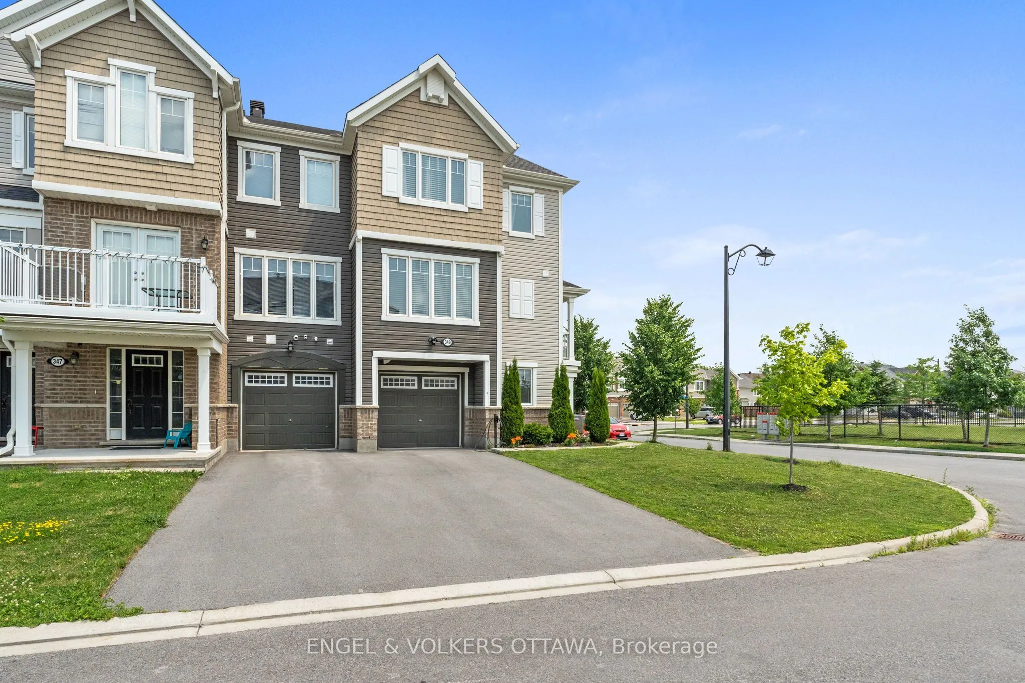 349 Pumpkinseed Crescent