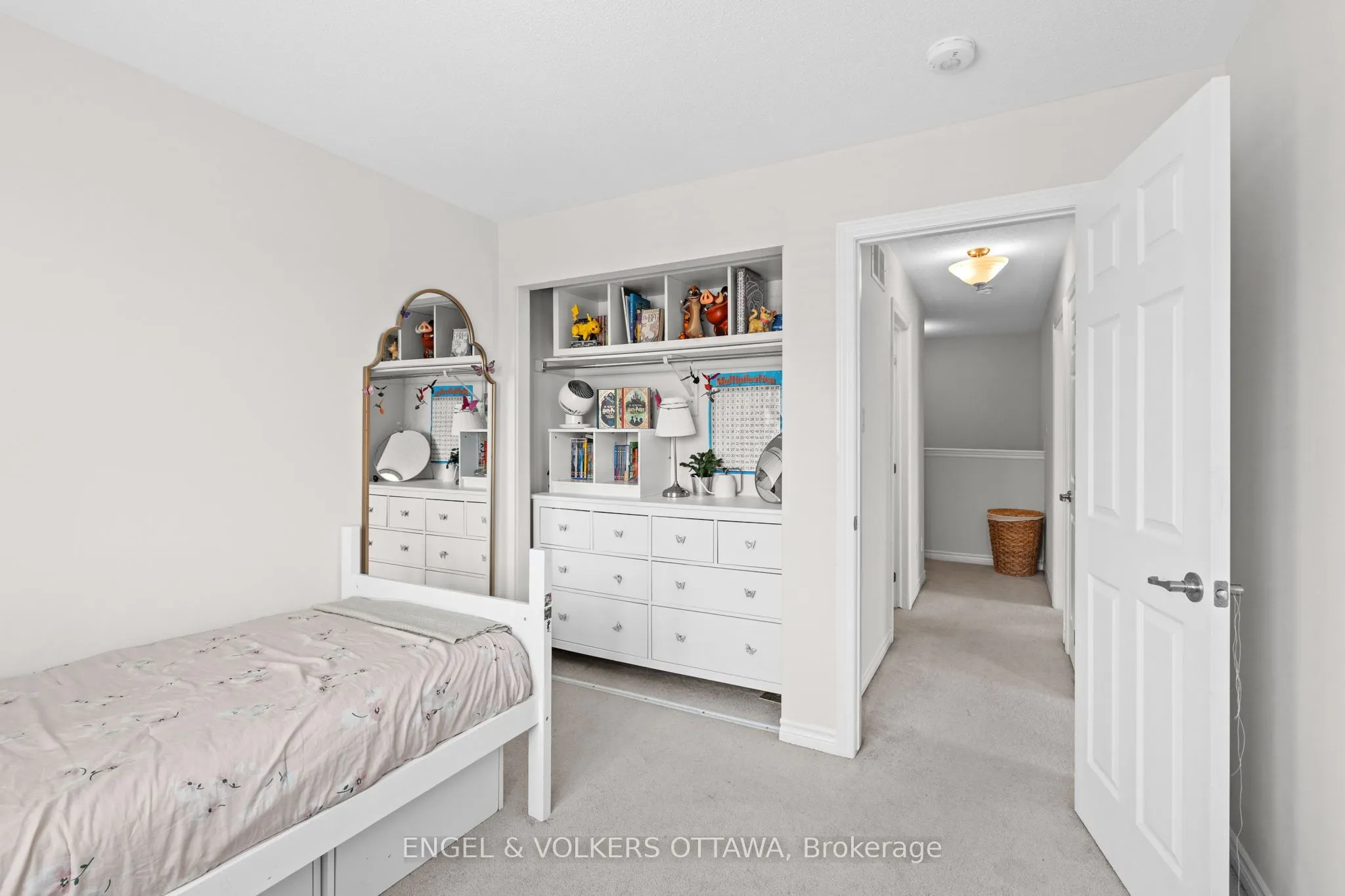 349 Pumpkinseed Crescent