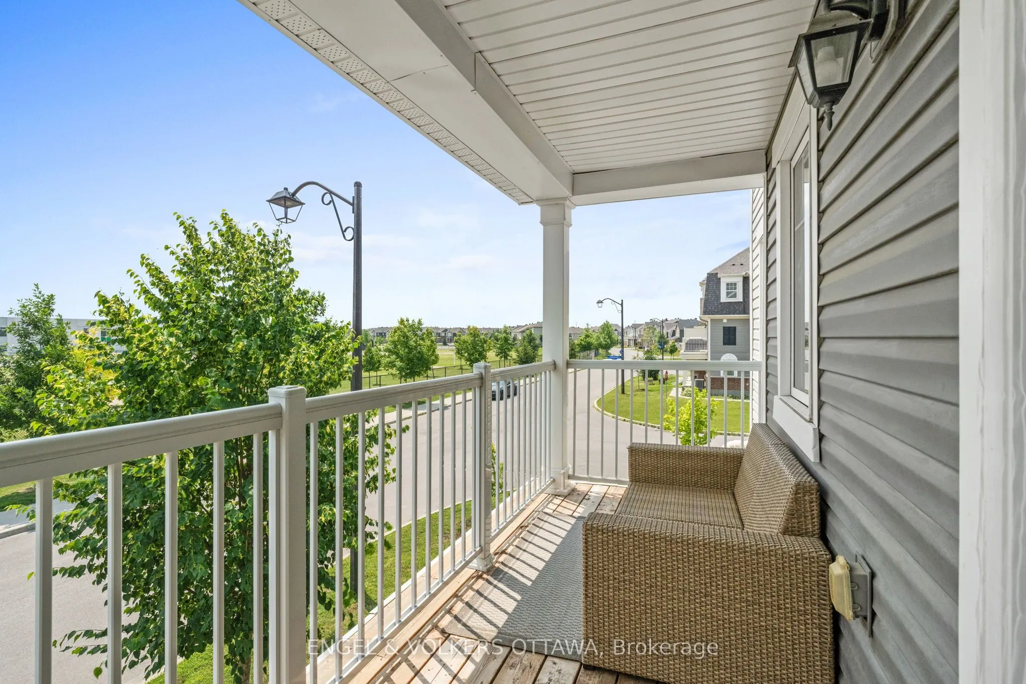 349 Pumpkinseed Crescent