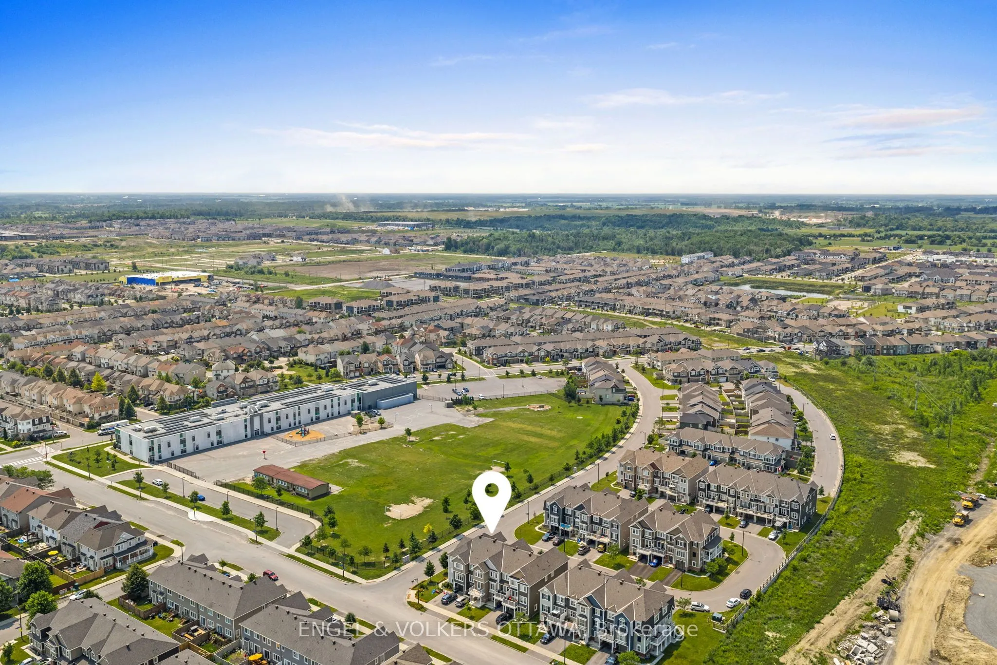 349 Pumpkinseed Crescent