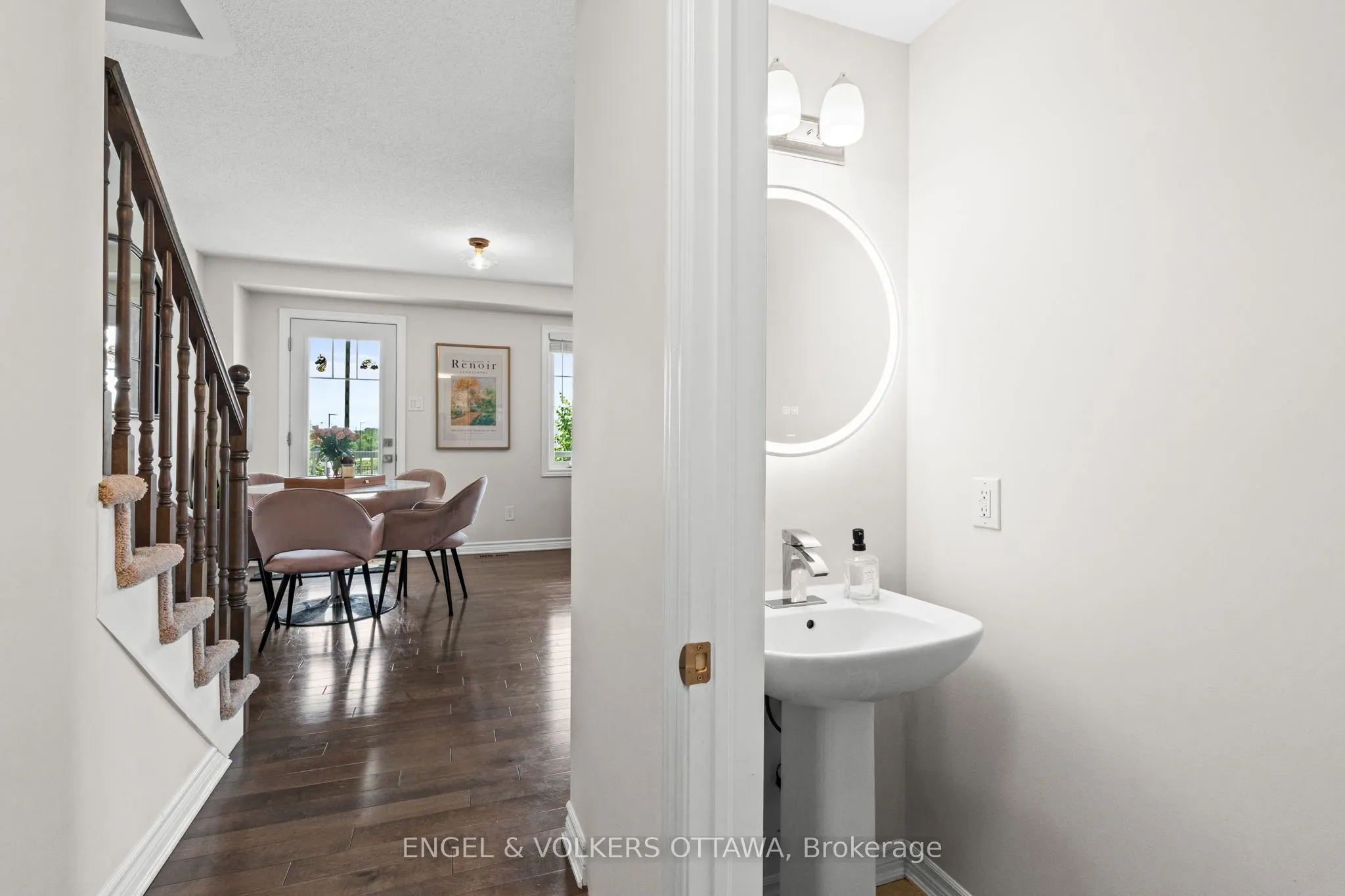 349 Pumpkinseed Crescent