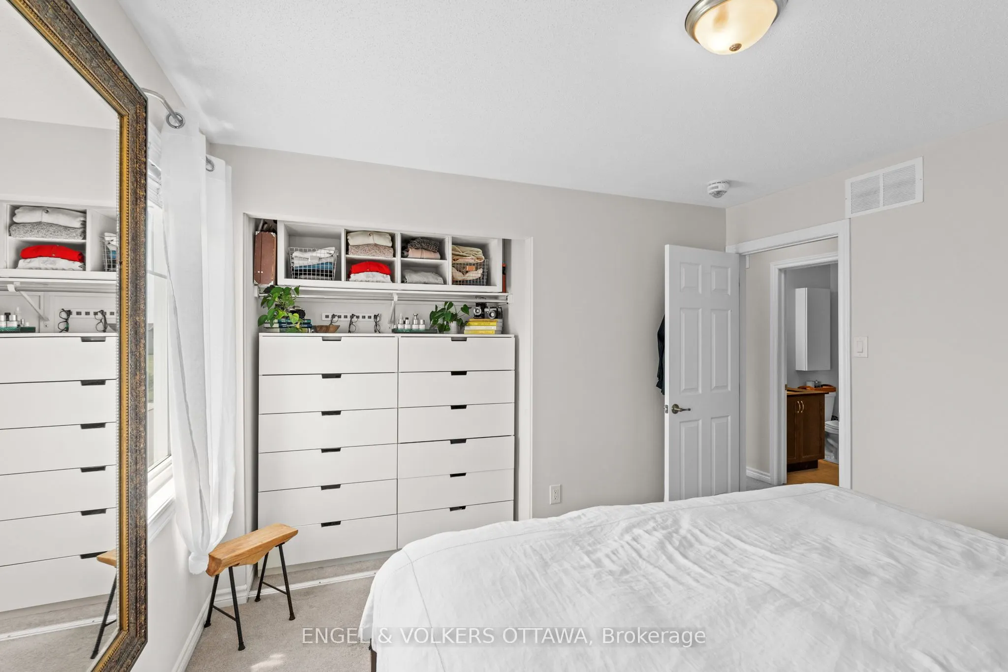 349 Pumpkinseed Crescent