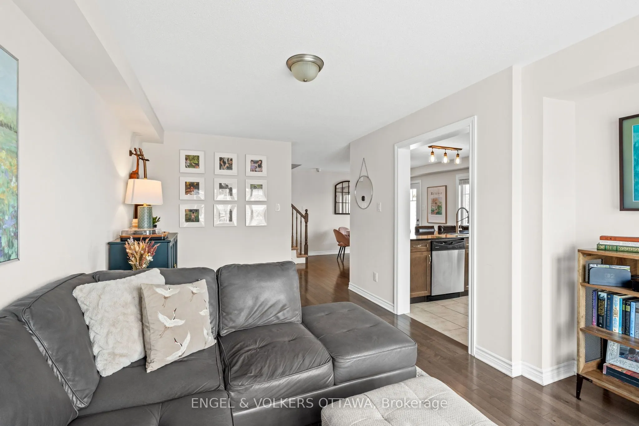 349 Pumpkinseed Crescent