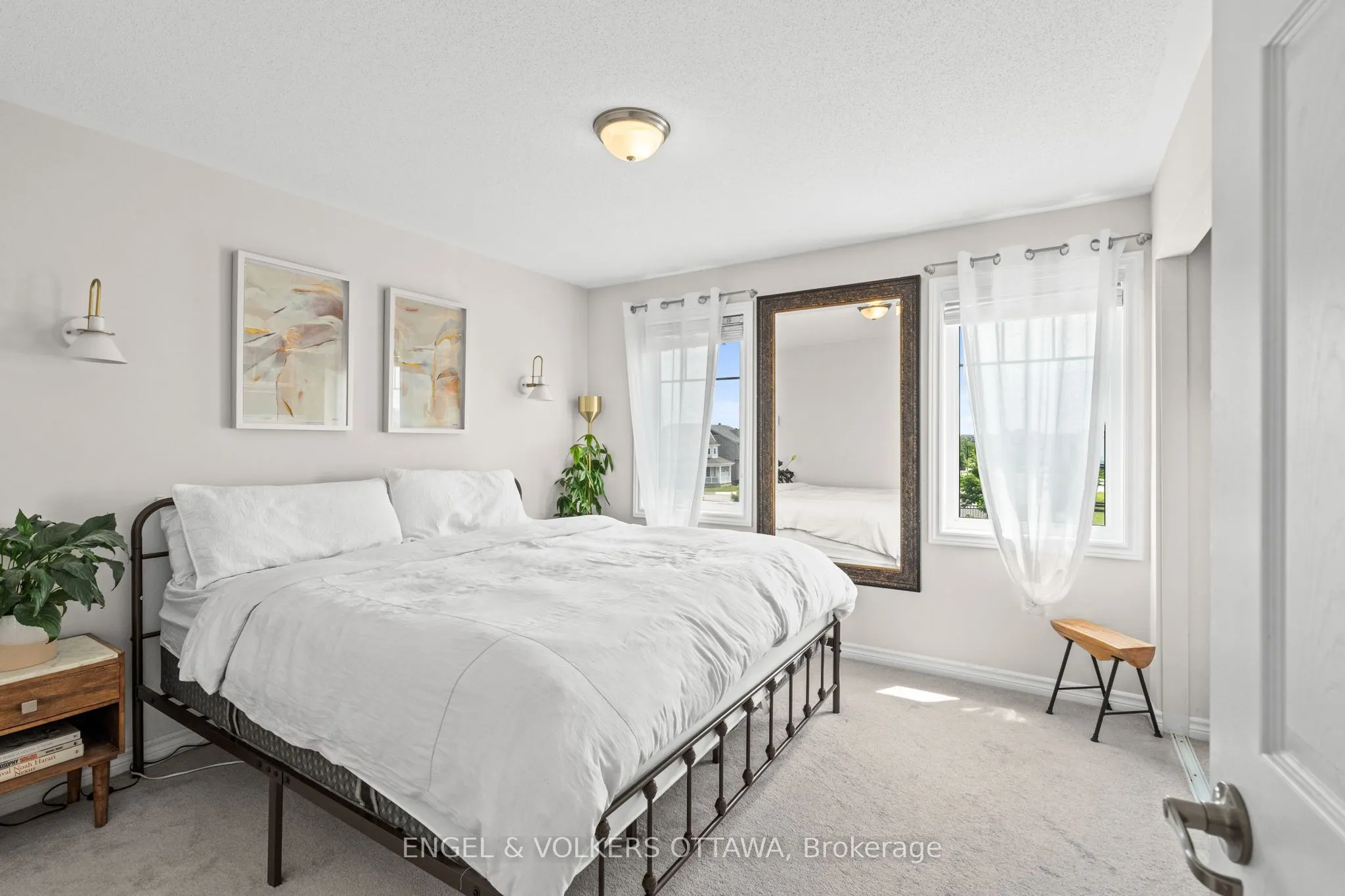 349 Pumpkinseed Crescent