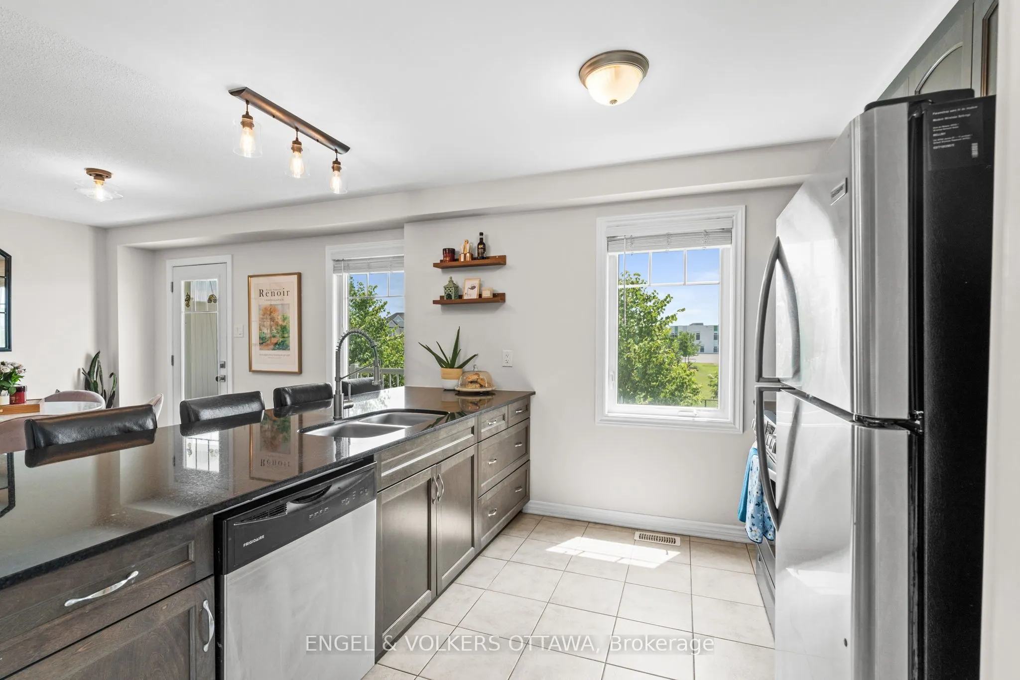 349 Pumpkinseed Crescent