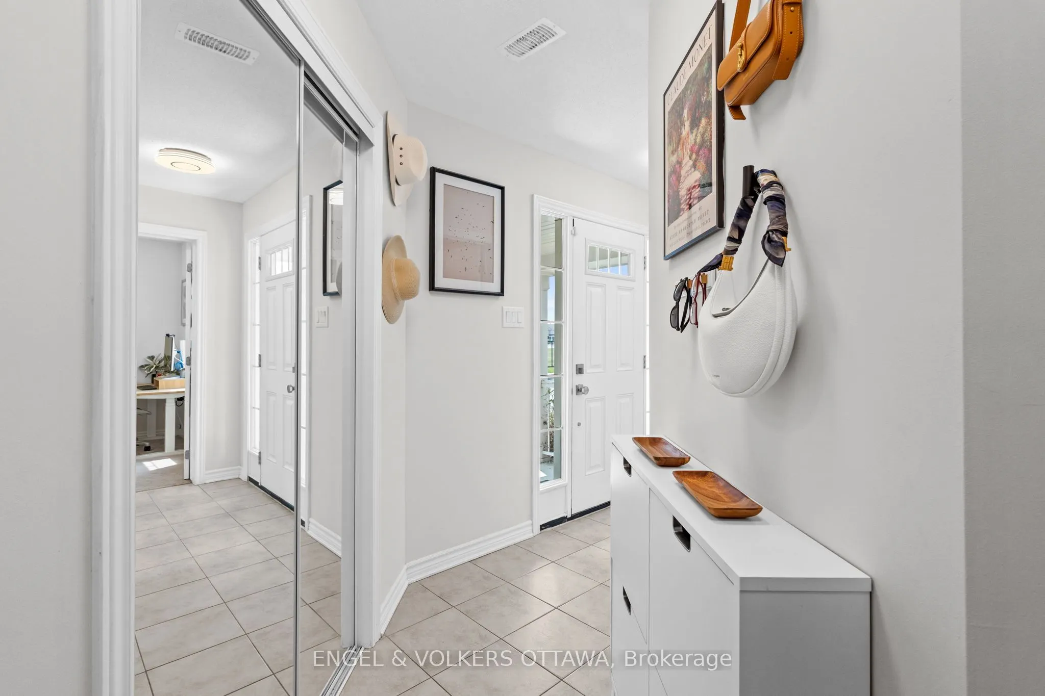 349 Pumpkinseed Crescent