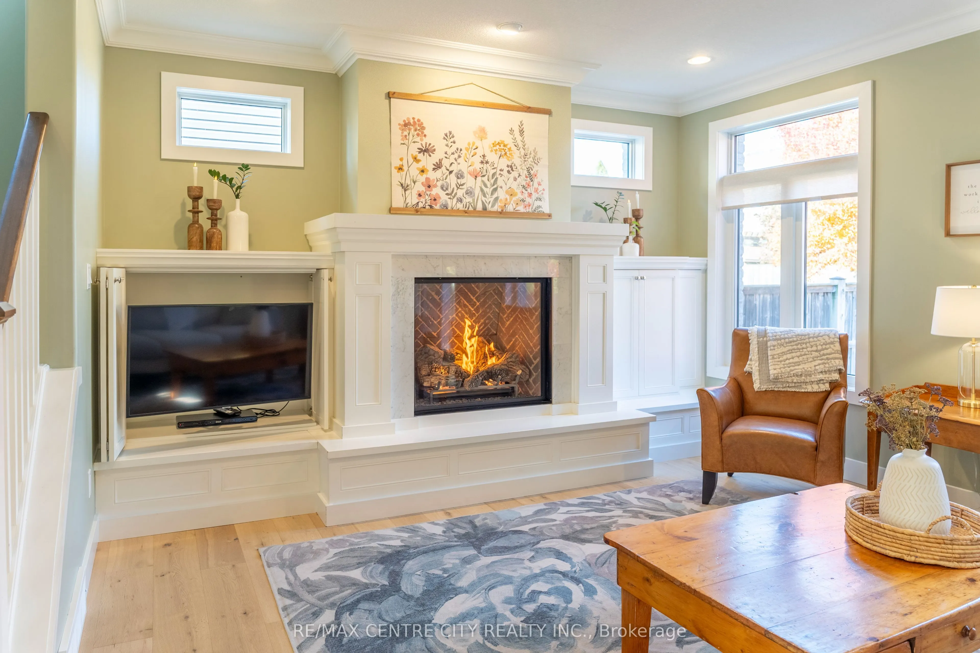 56 Caverhill Crescent