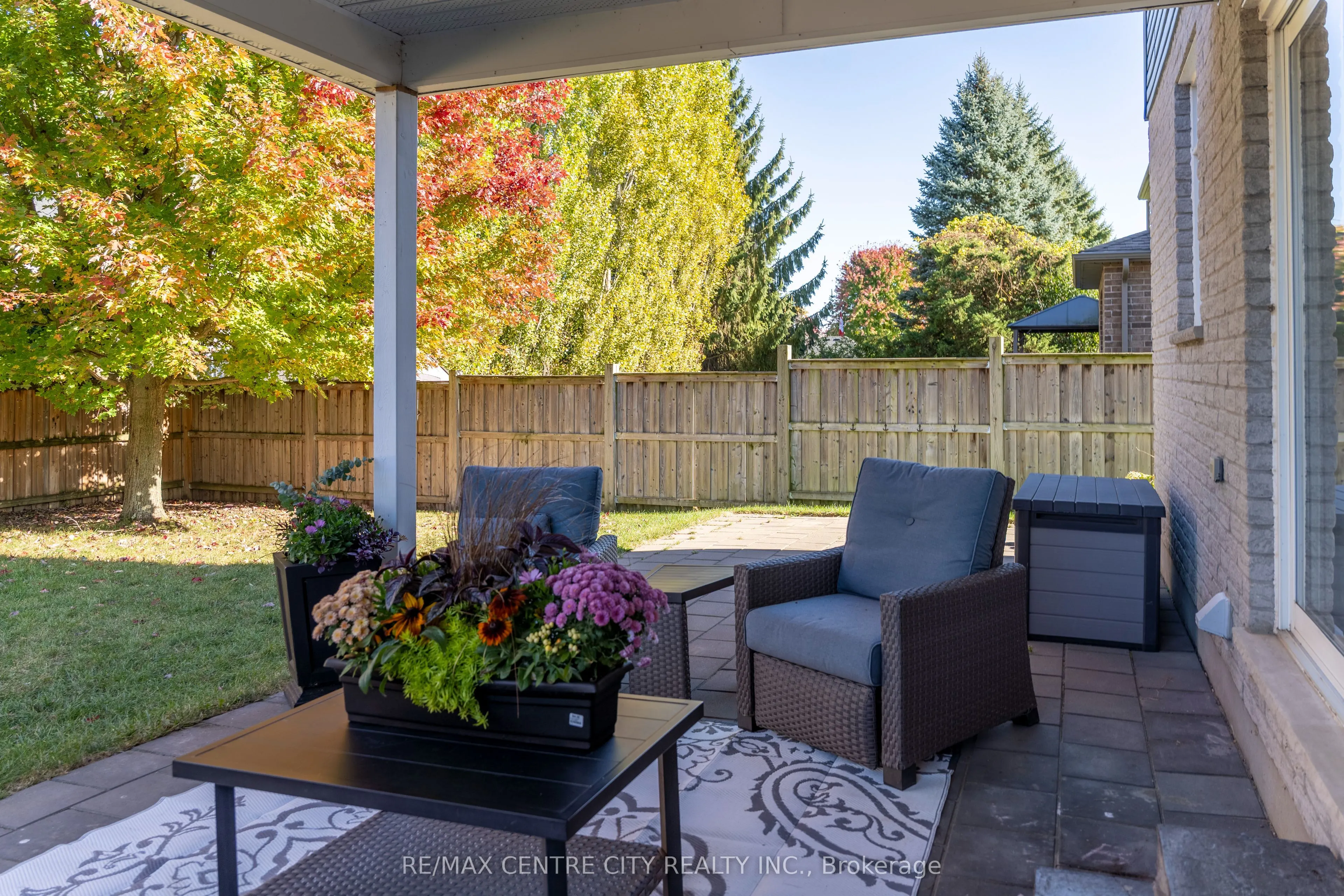 56 Caverhill Crescent