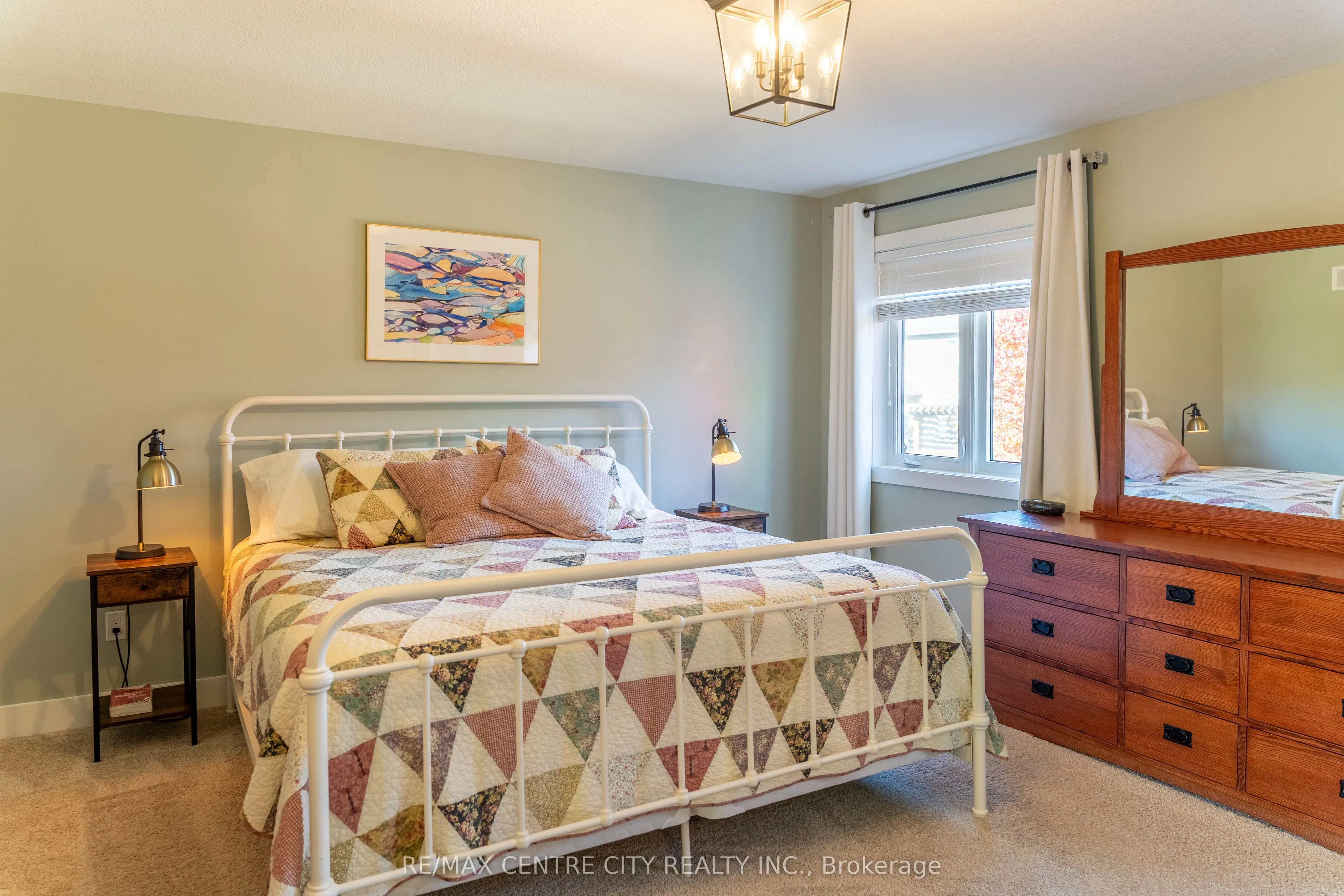 56 Caverhill Crescent