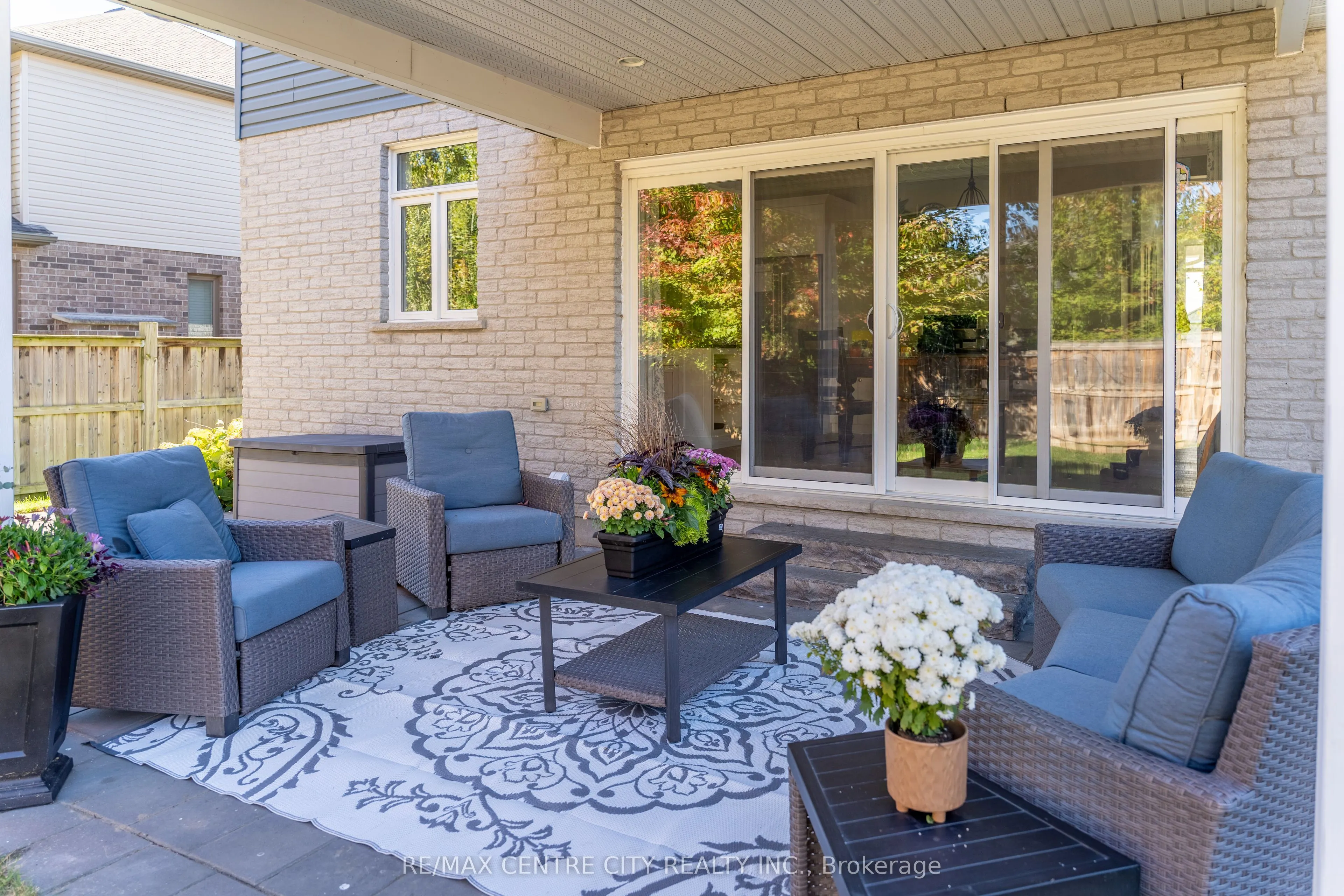 56 Caverhill Crescent