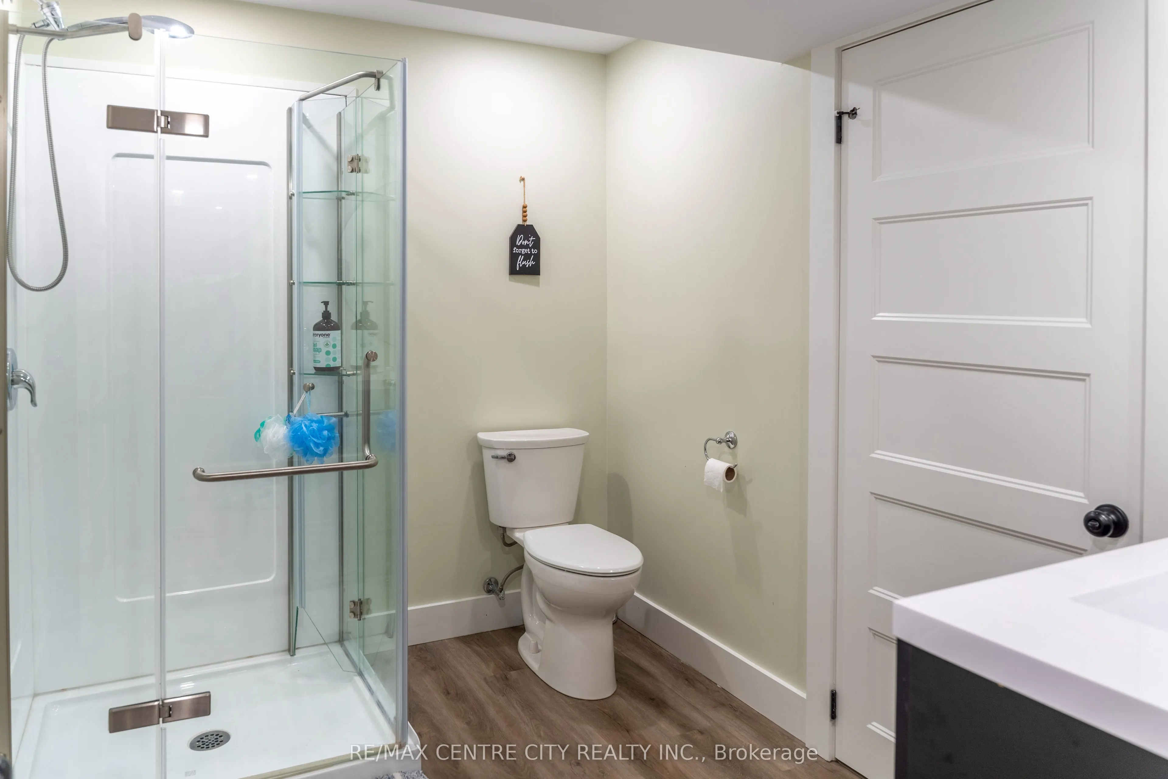 56 Caverhill Crescent