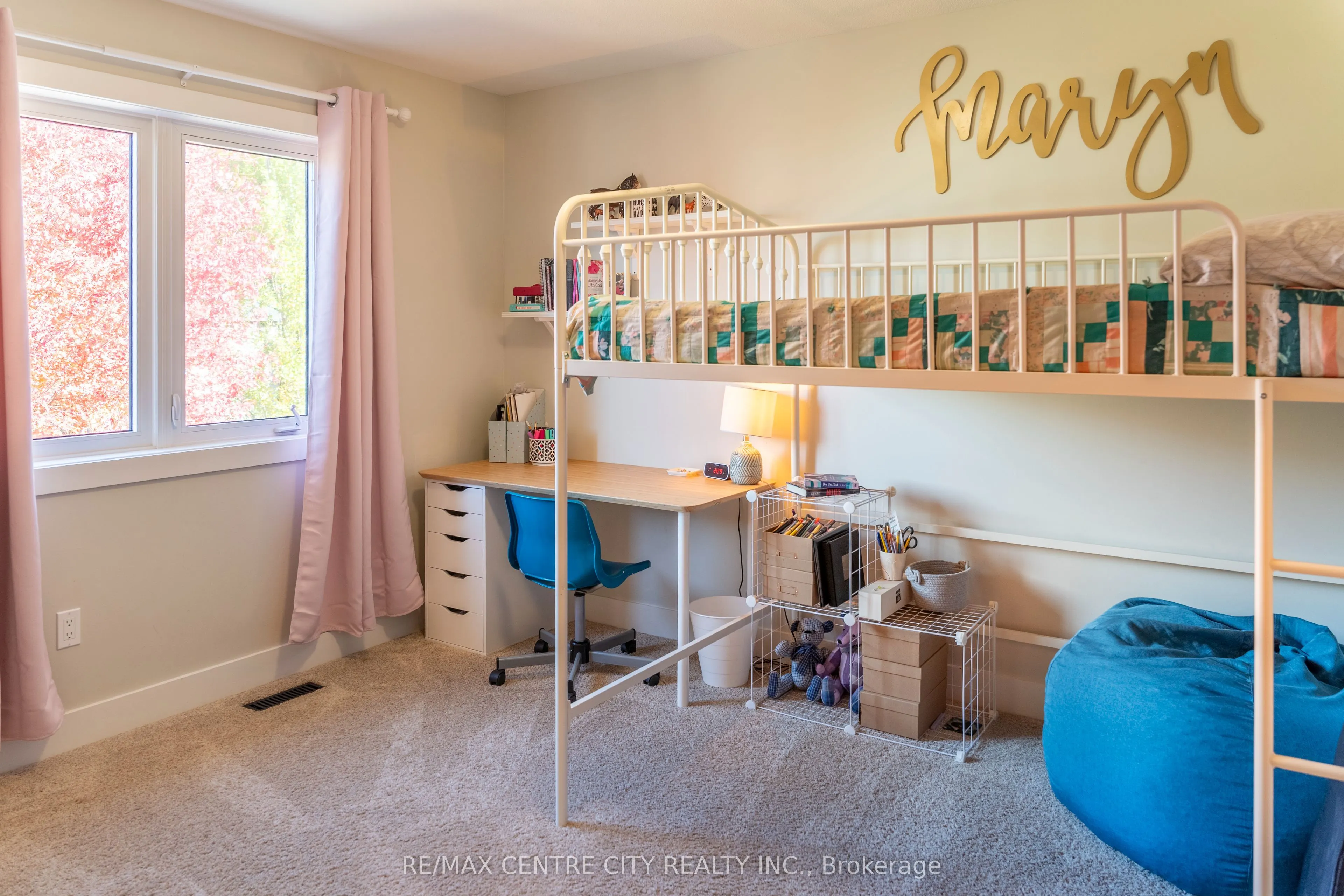 56 Caverhill Crescent