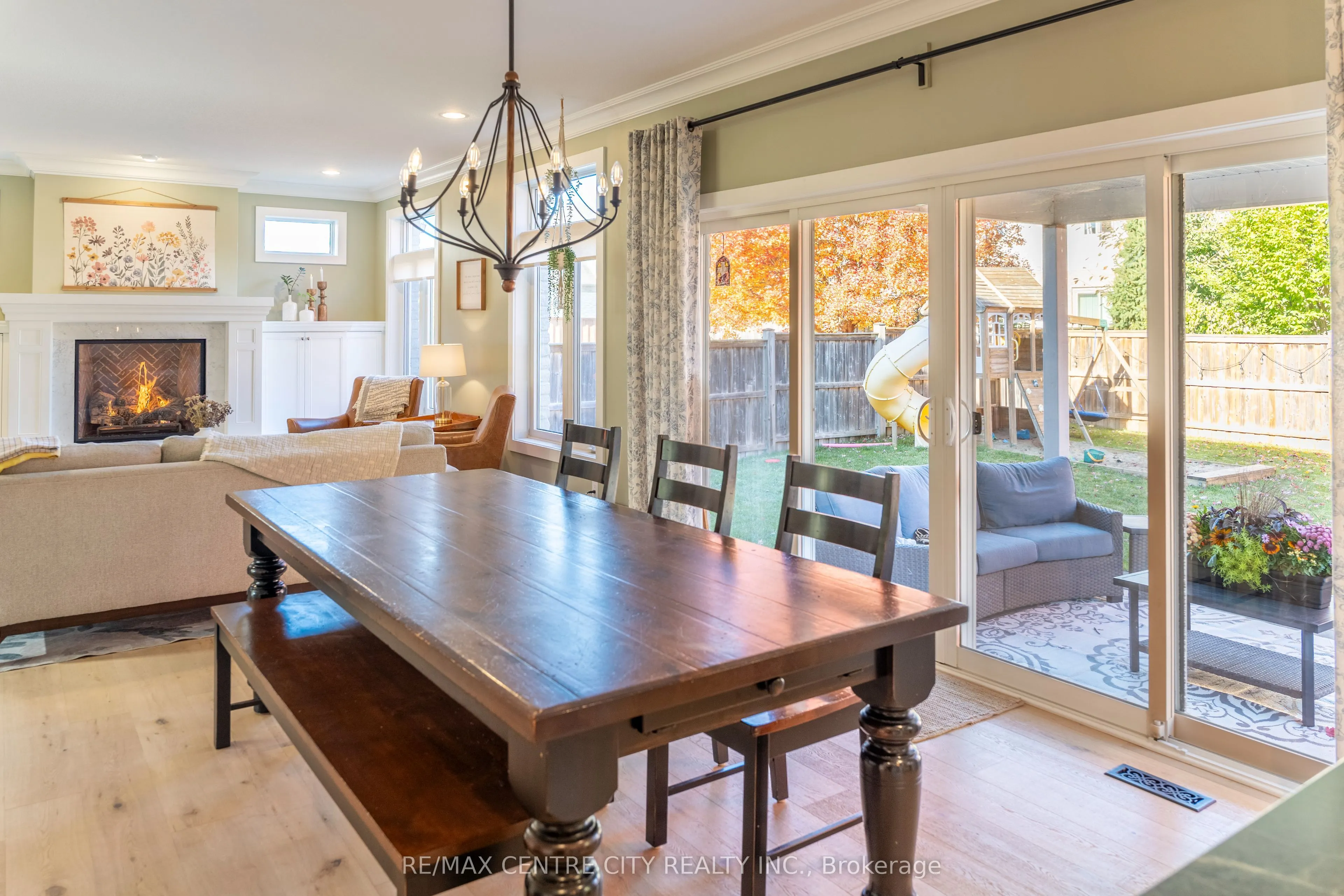 56 Caverhill Crescent